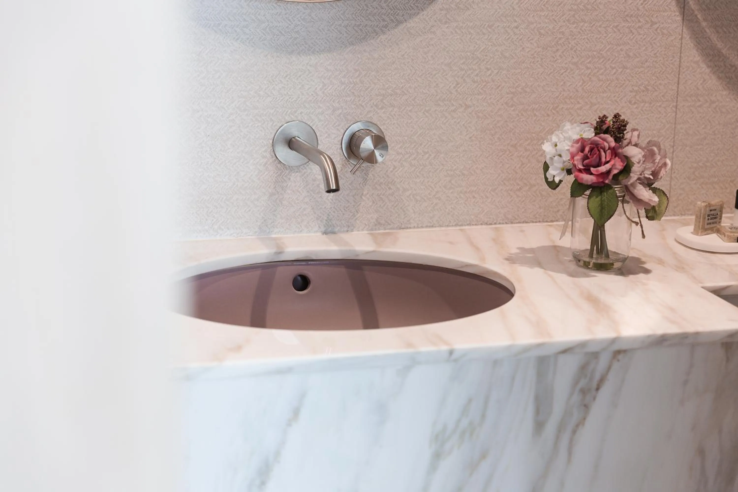 Bathroom in 123 MAINSTREET boutique hotel