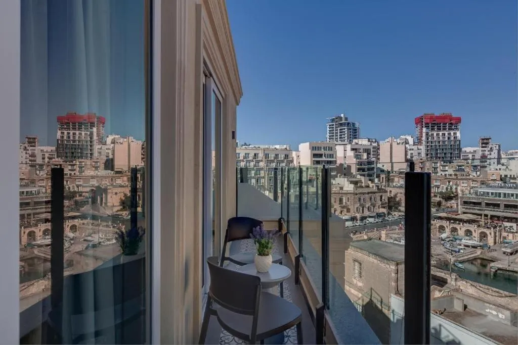 Balcony/Terrace in 123 MAINSTREET boutique hotel