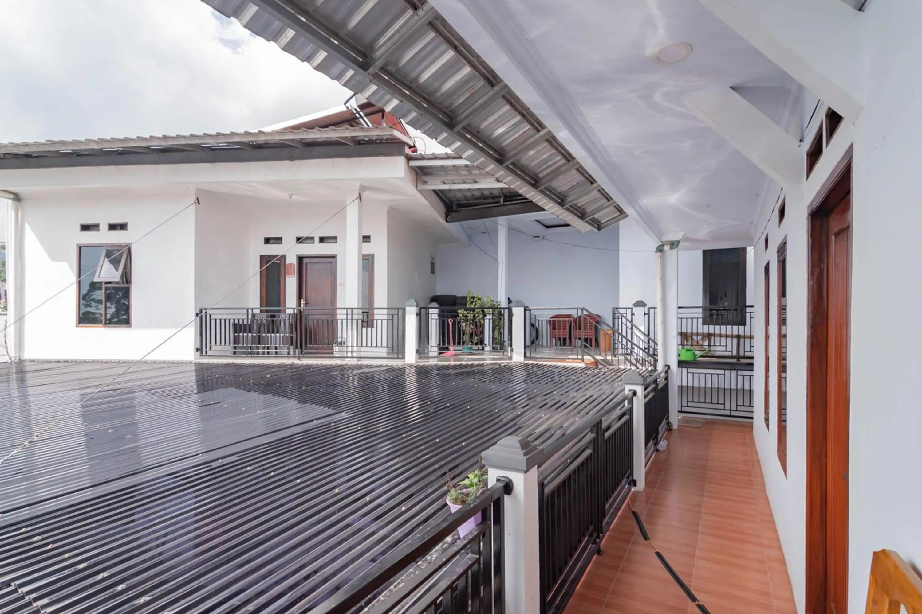 Property building in Erika Homestay Lembang Mitra RedDoorz