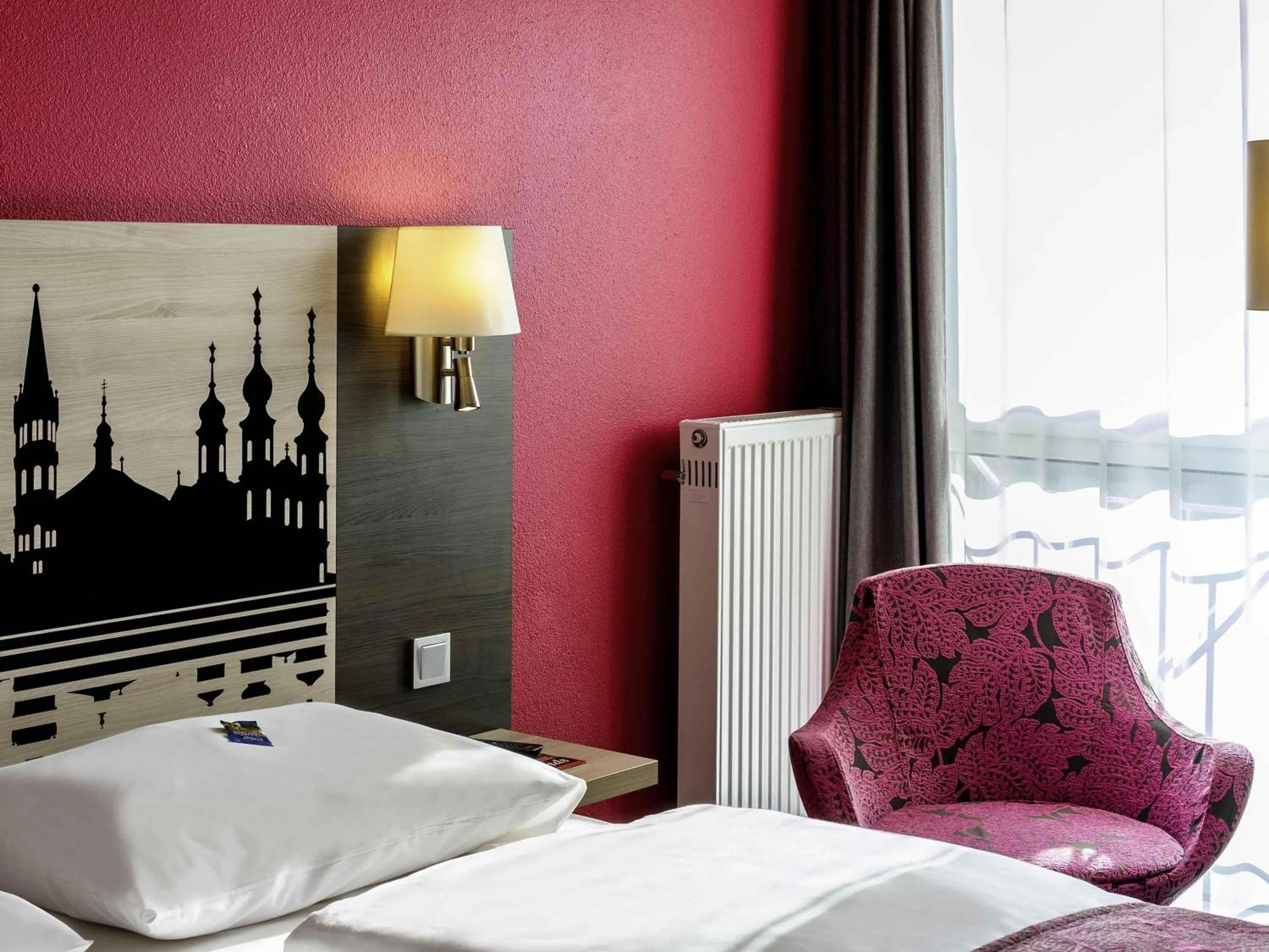 Bedroom, Bed in Mercure Hotel Würzburg am Mainufer