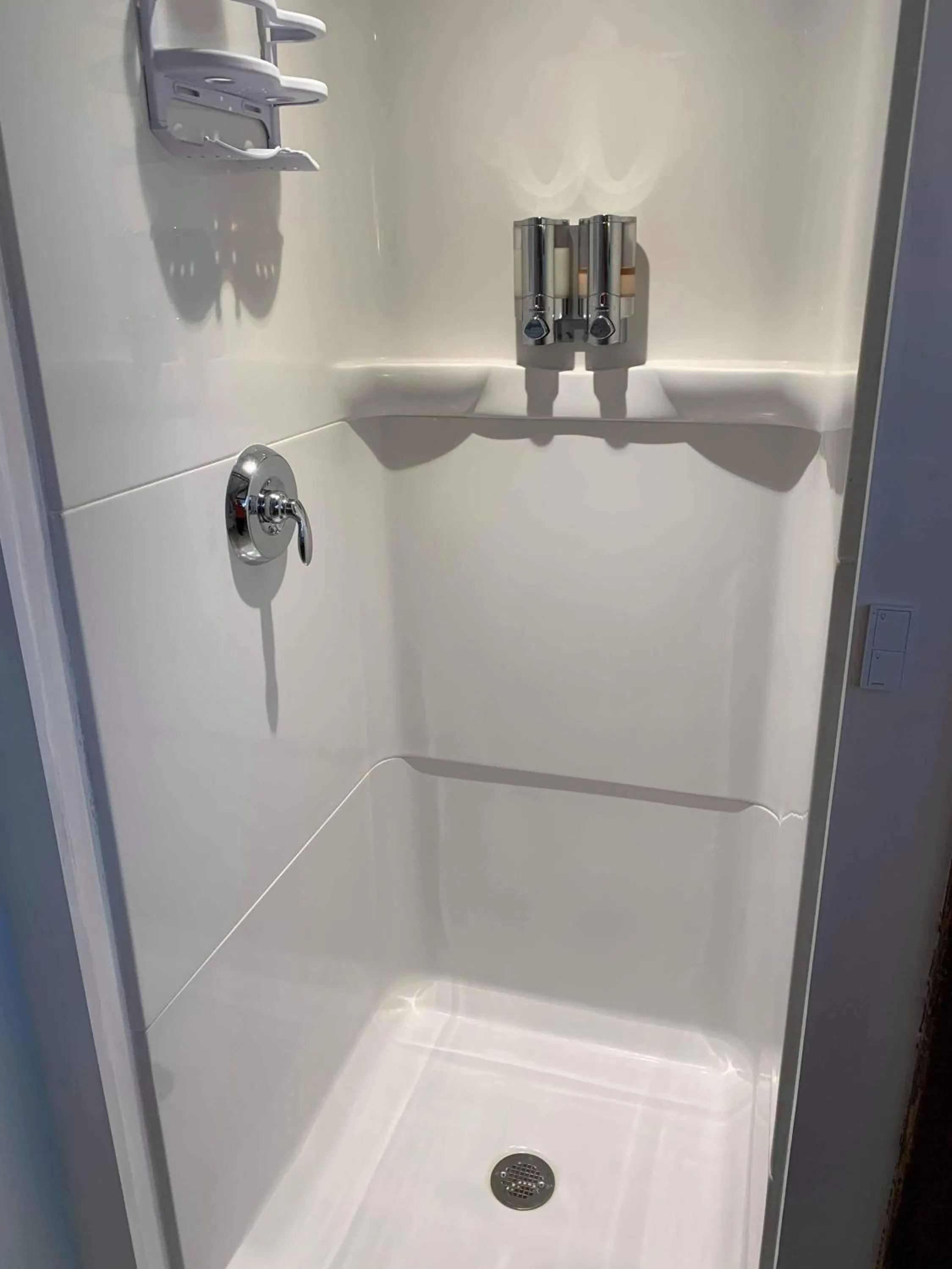 Bathroom in Brook Road Inn