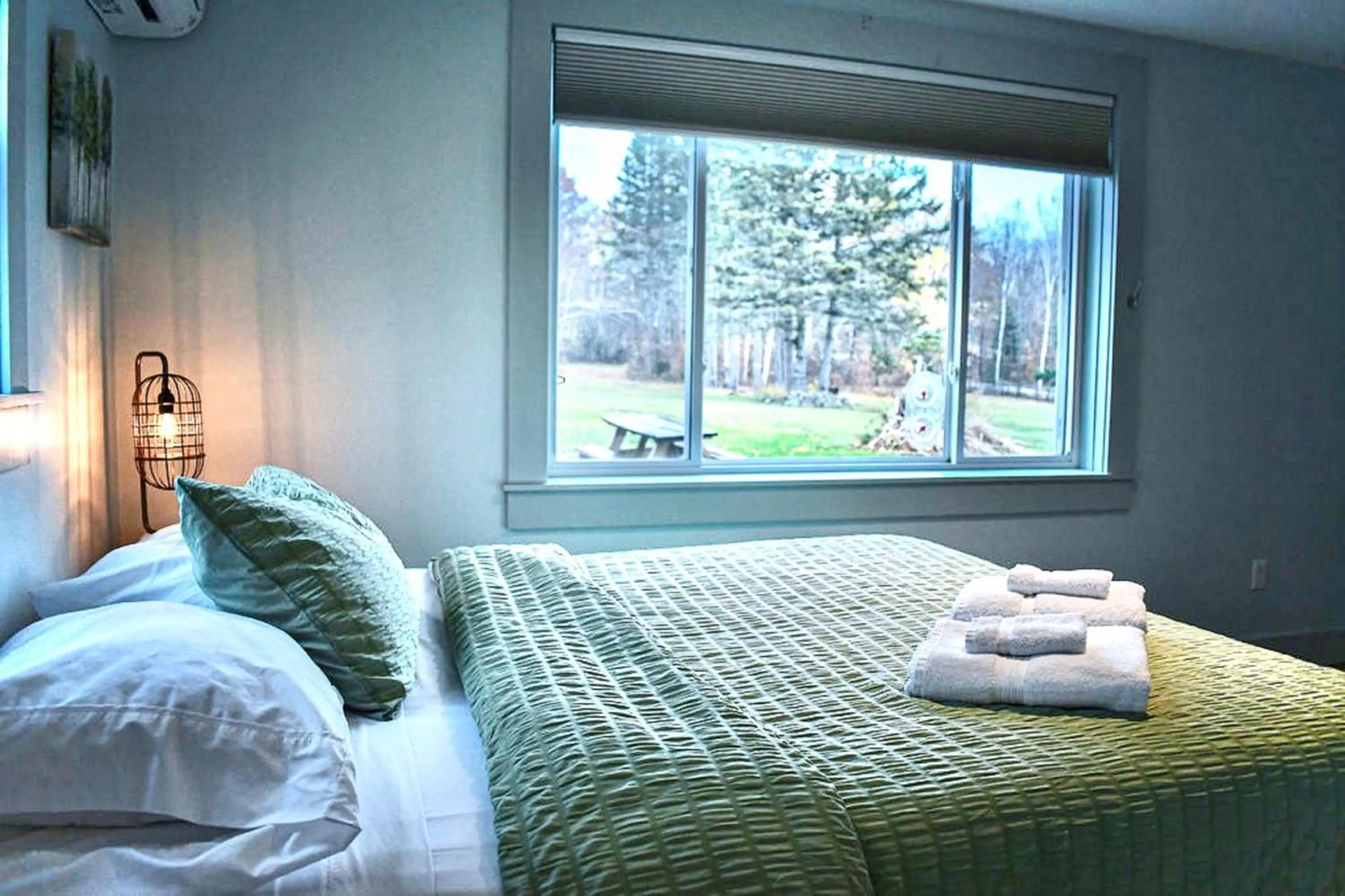 Bedroom, Bed in Brook Road Inn