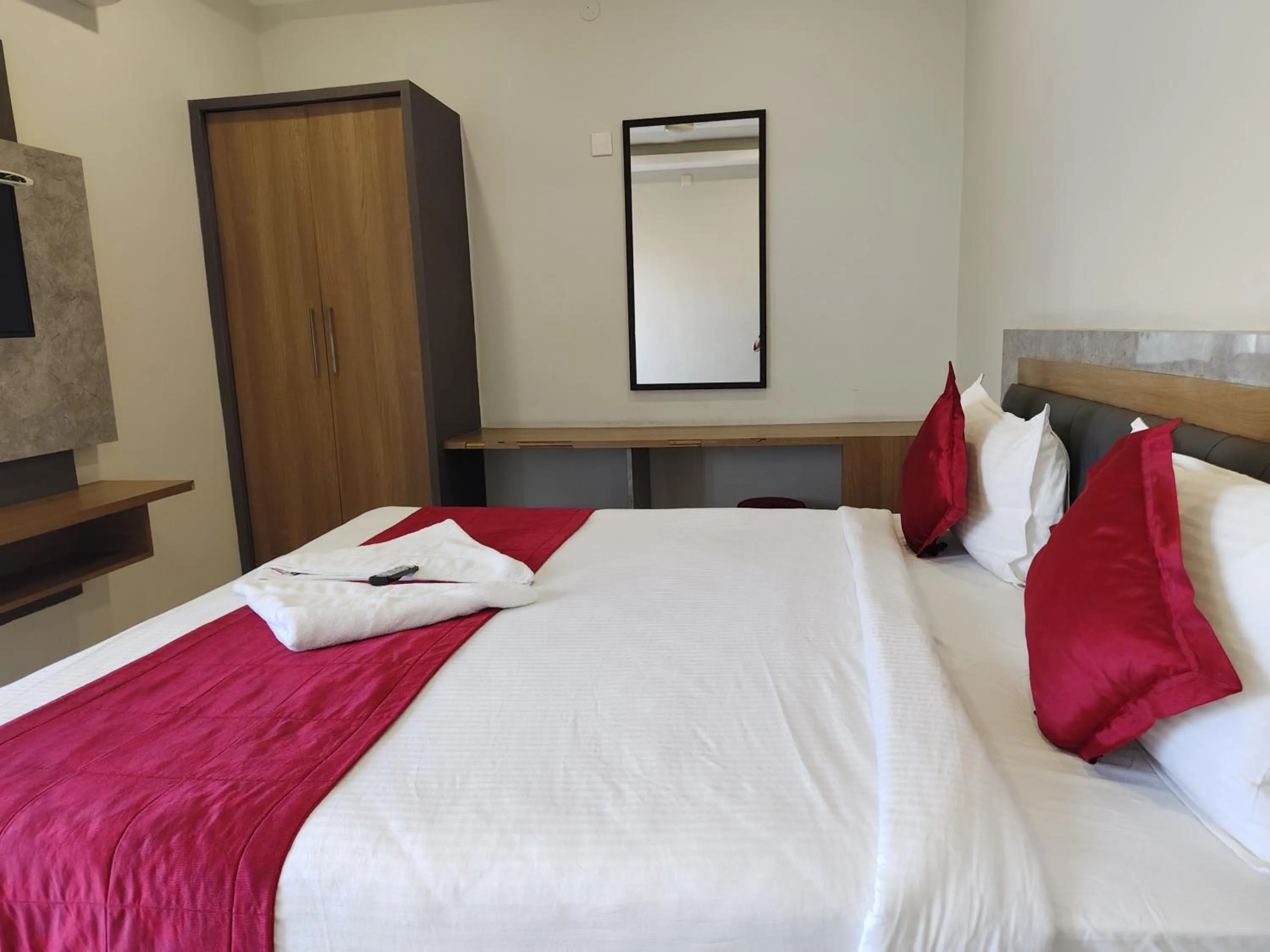 Bedroom, Bed in Classio Residency