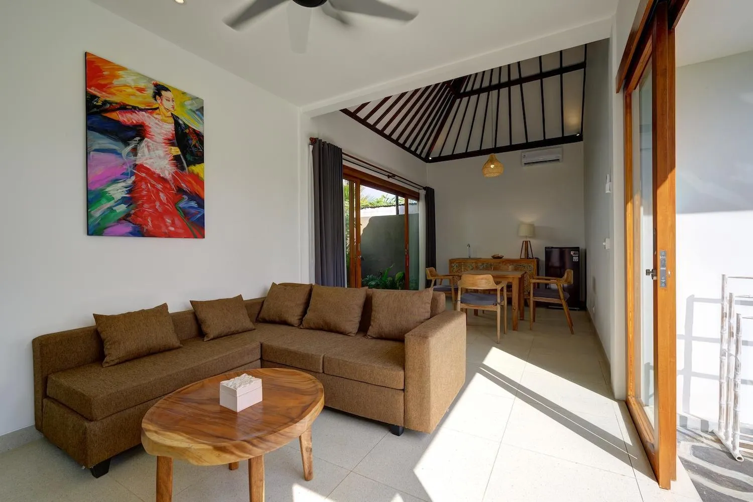 Living room in Wide Sands Beach Retreat