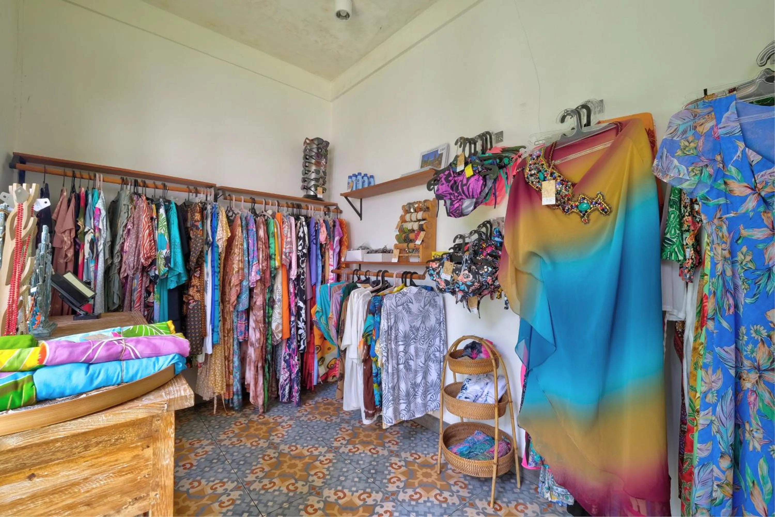 On-site shops in Wide Sands Beach Retreat