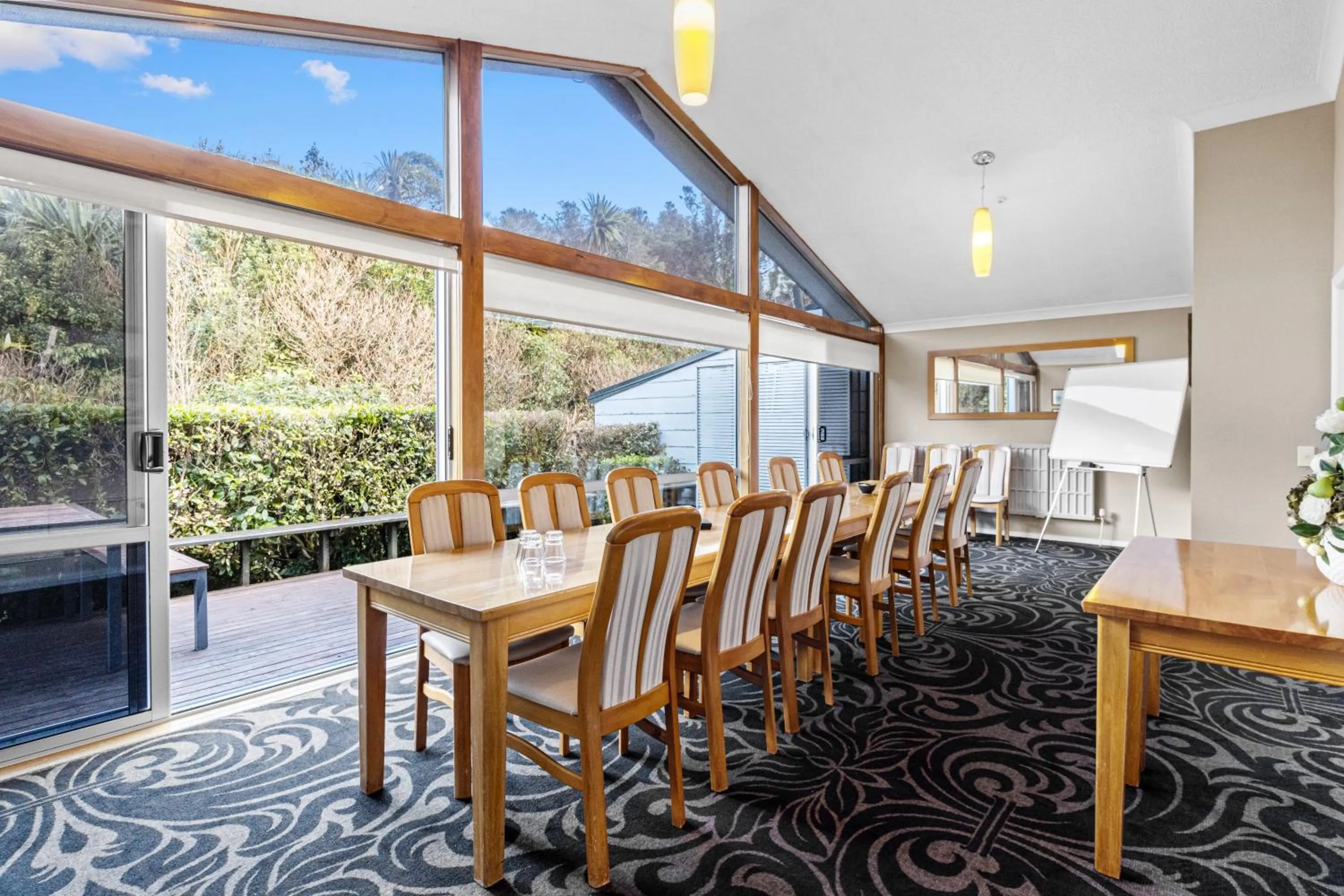 Restaurant/places to eat in Mountain House, Stratford, Ngati Ruanui