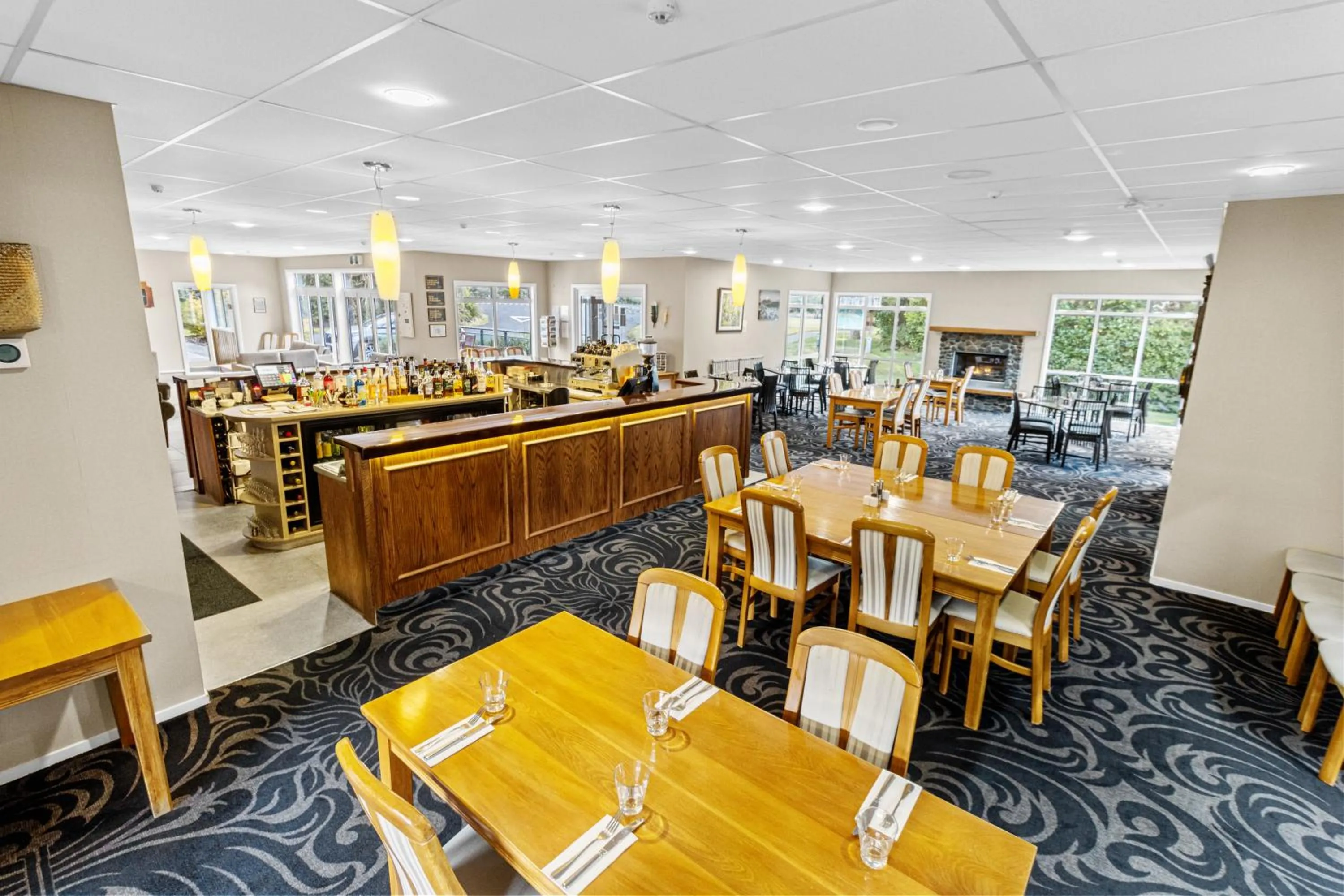 Restaurant/places to eat in Mountain House, Stratford, Ngati Ruanui