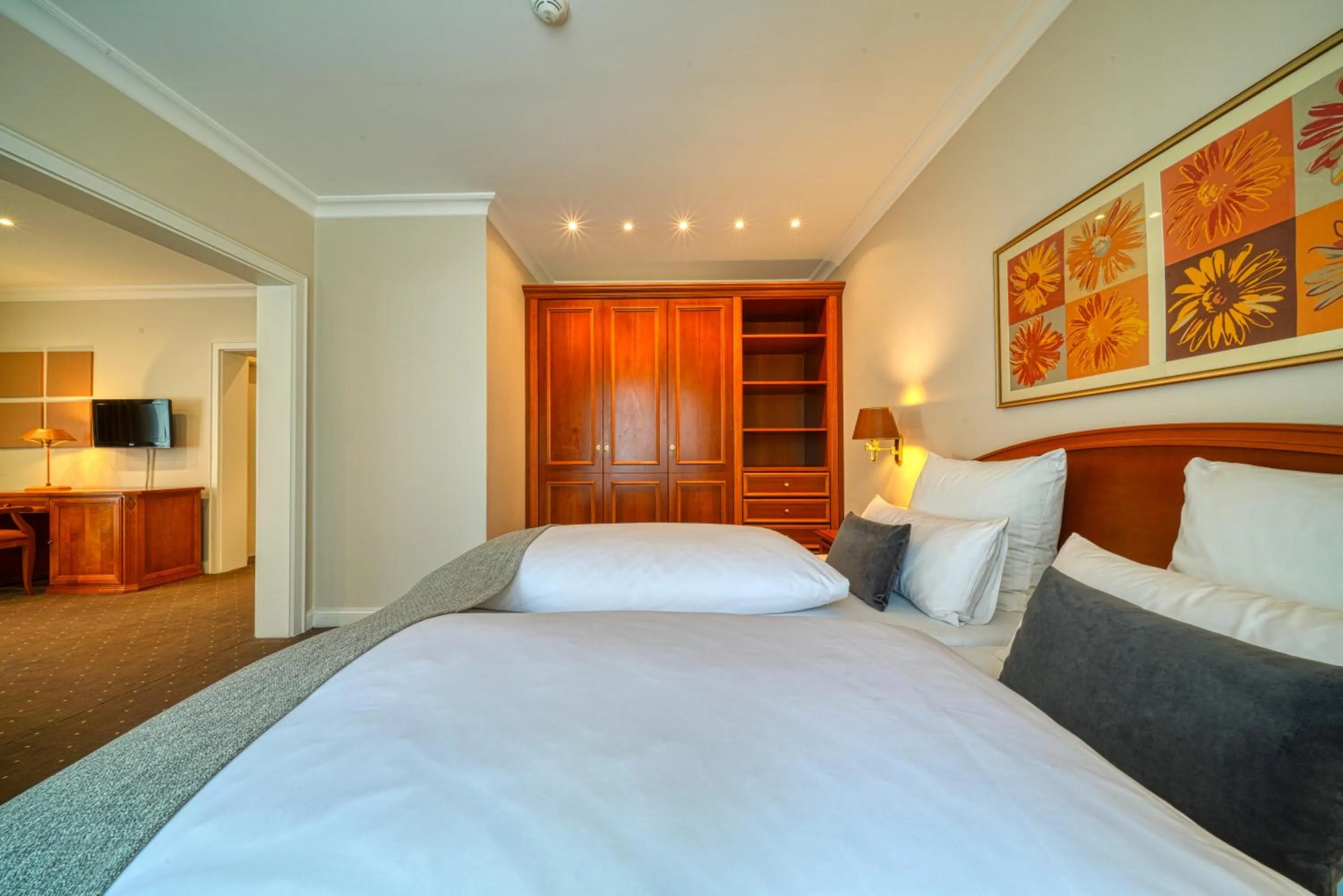 Bedroom, Bed in Parkhotel Am Glienberg by NP