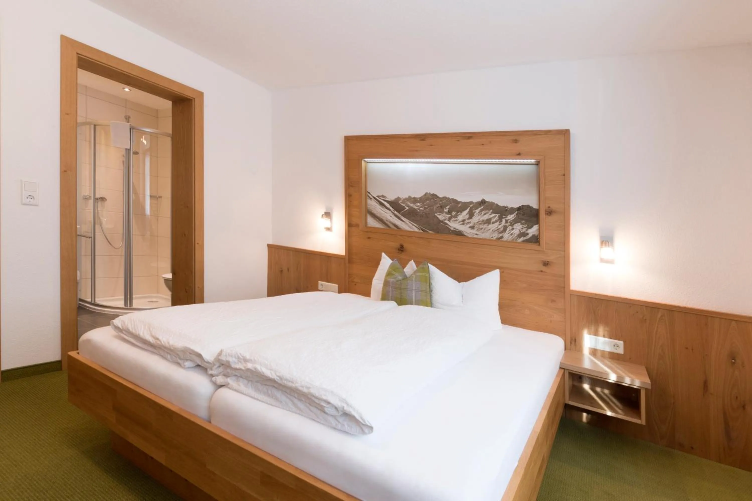 Photo of the whole room, Bed in Apart Garni Sesvenna