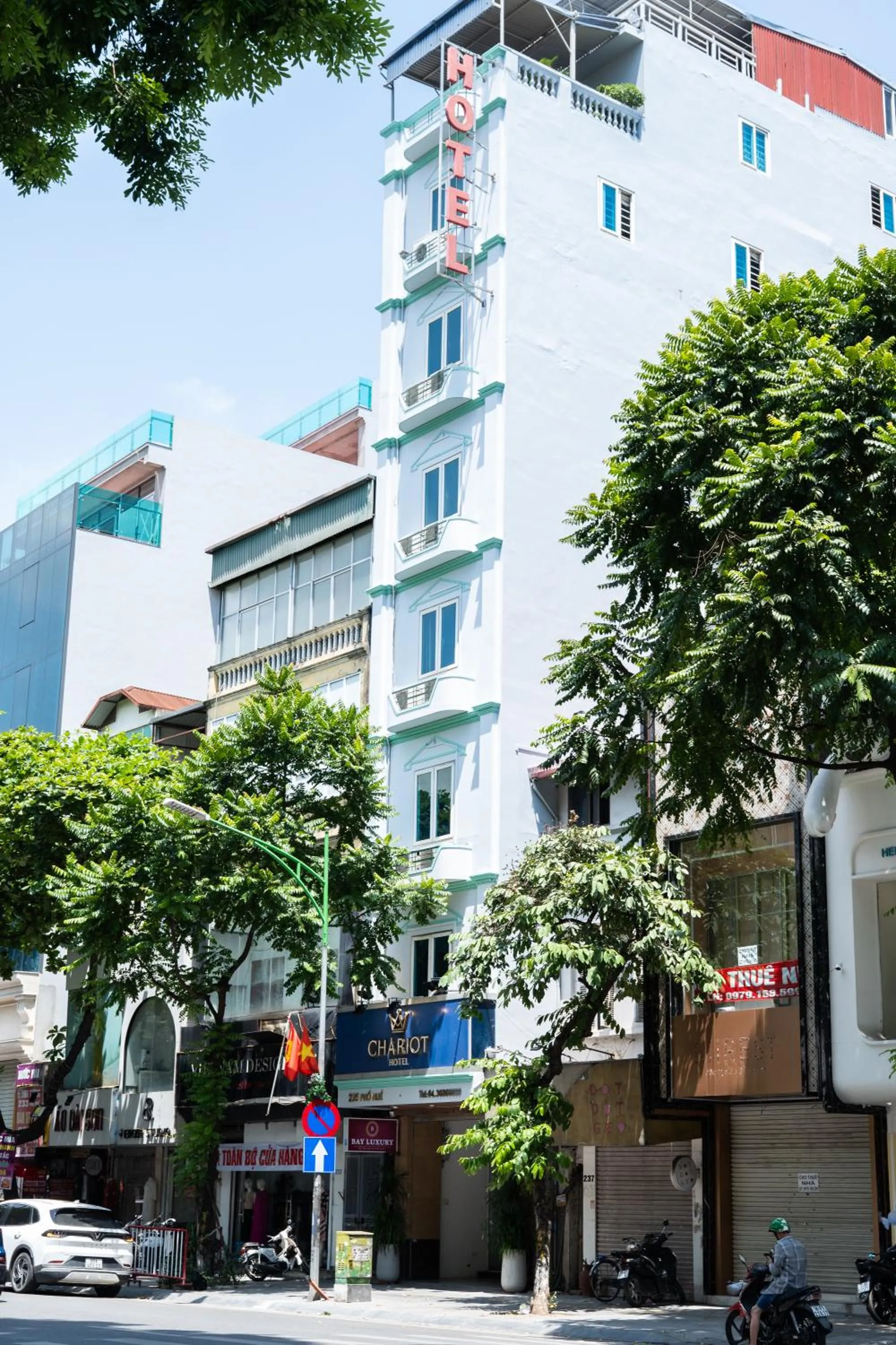 Property building in Chariot Hotel