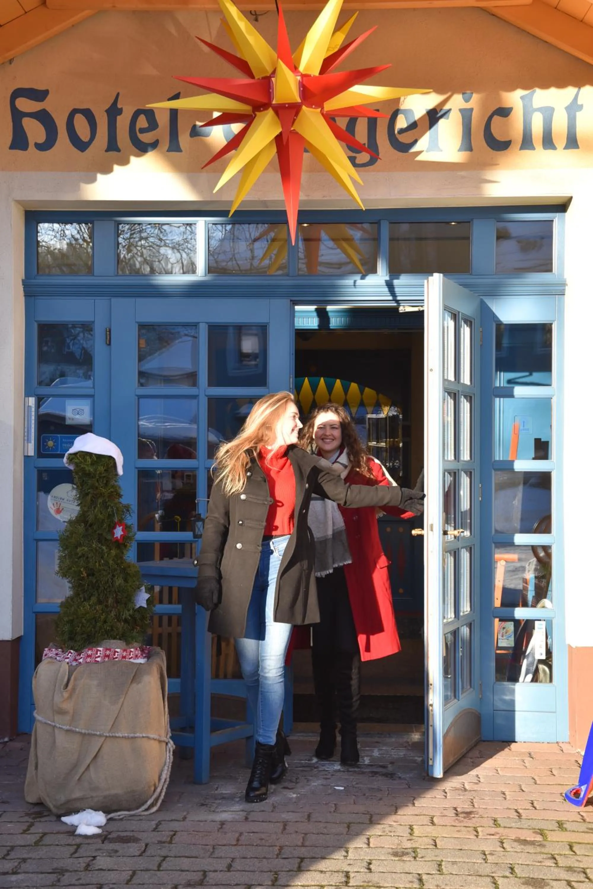 Property building in Hotel Erbgericht Buntes Haus