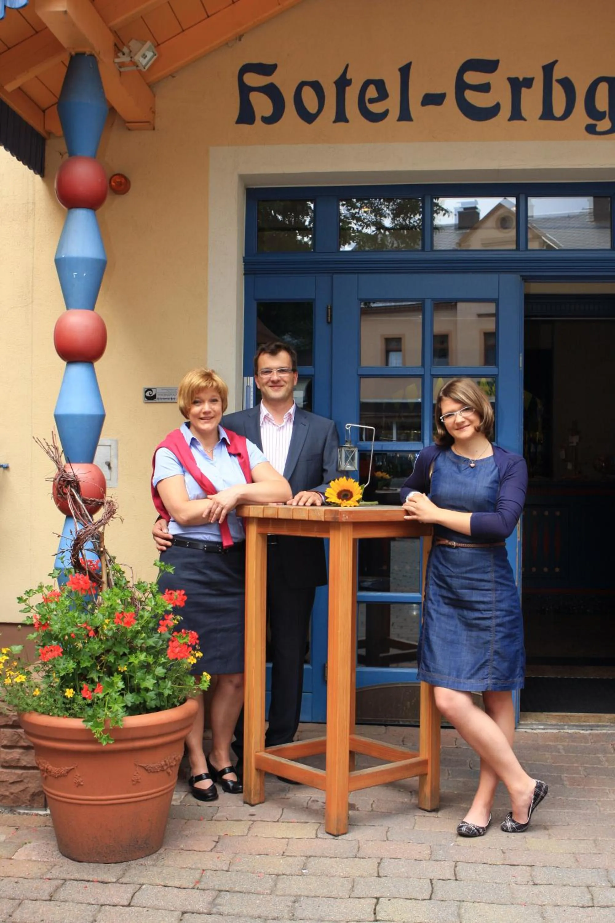 Staff in Hotel Erbgericht Buntes Haus