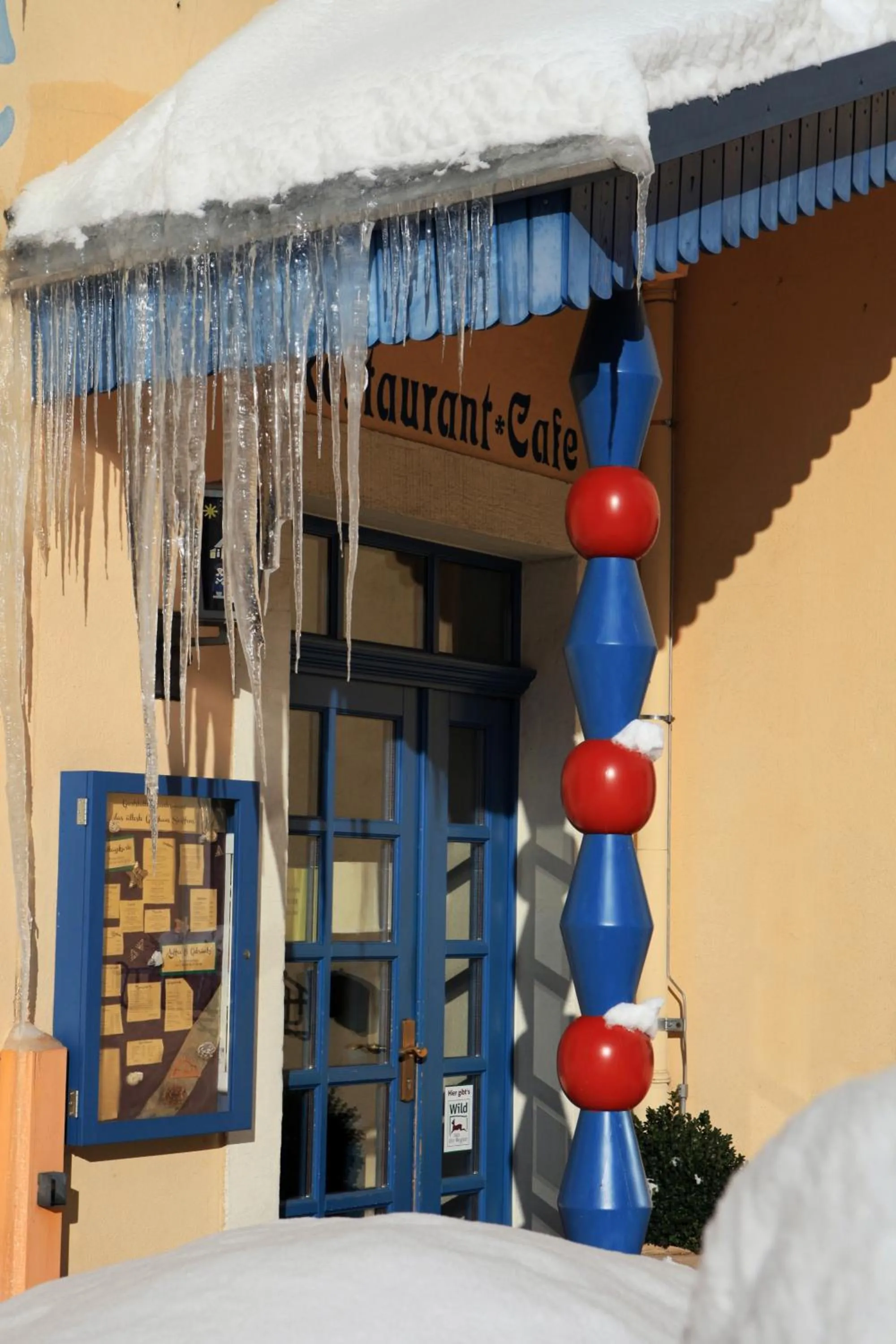 Property building in Hotel Erbgericht Buntes Haus