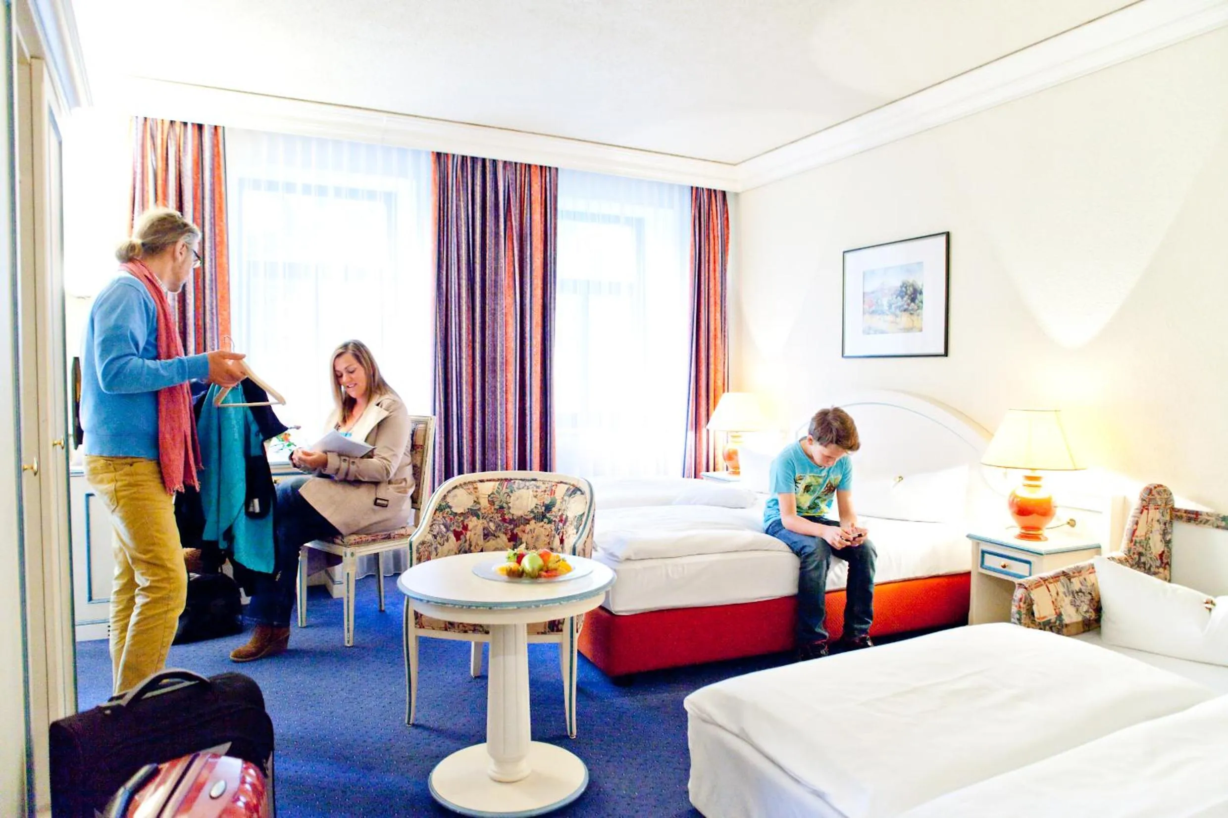 Photo of the whole room, Bed in Hotel Weißes Roß