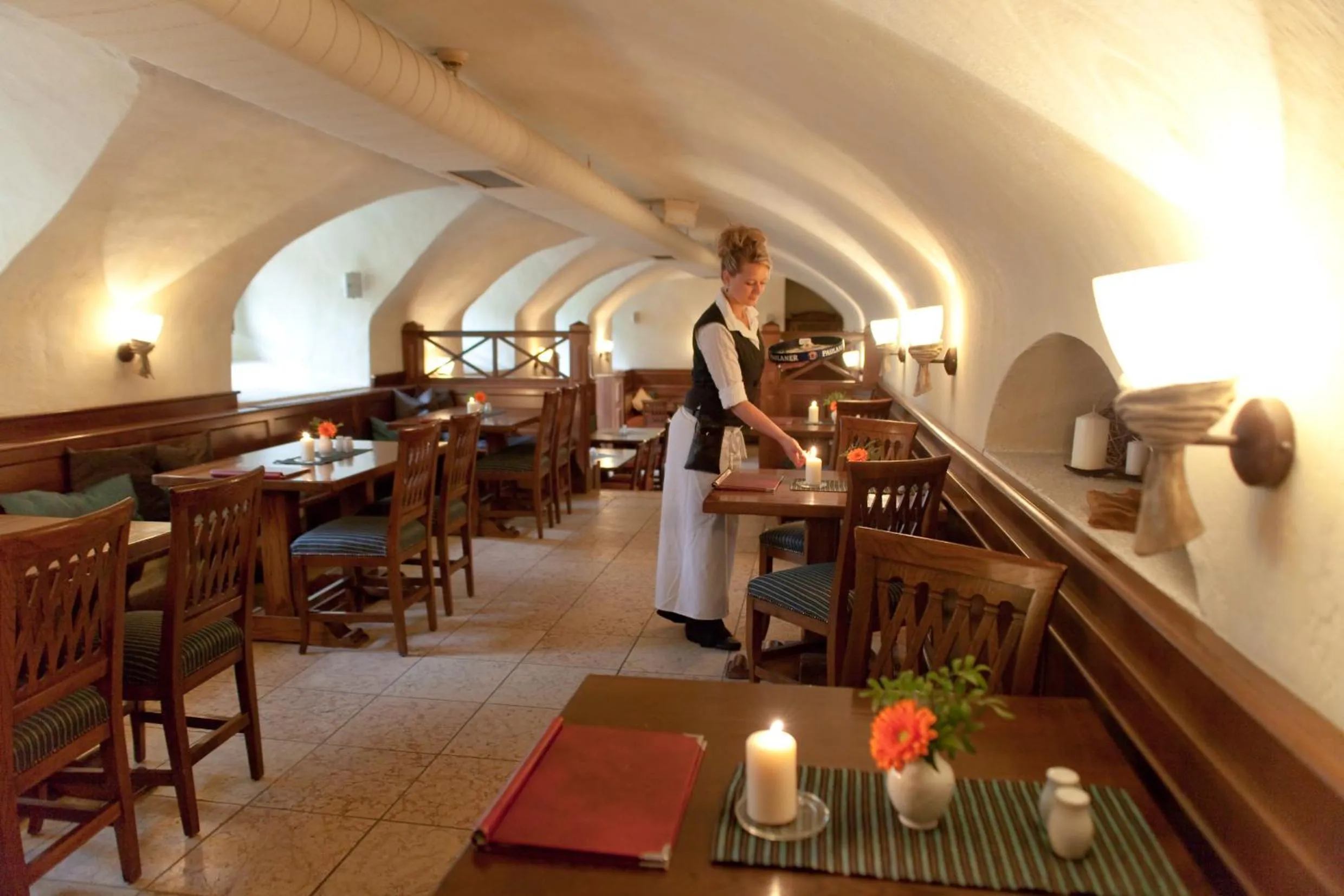 Restaurant/places to eat in Hotel Weißes Roß