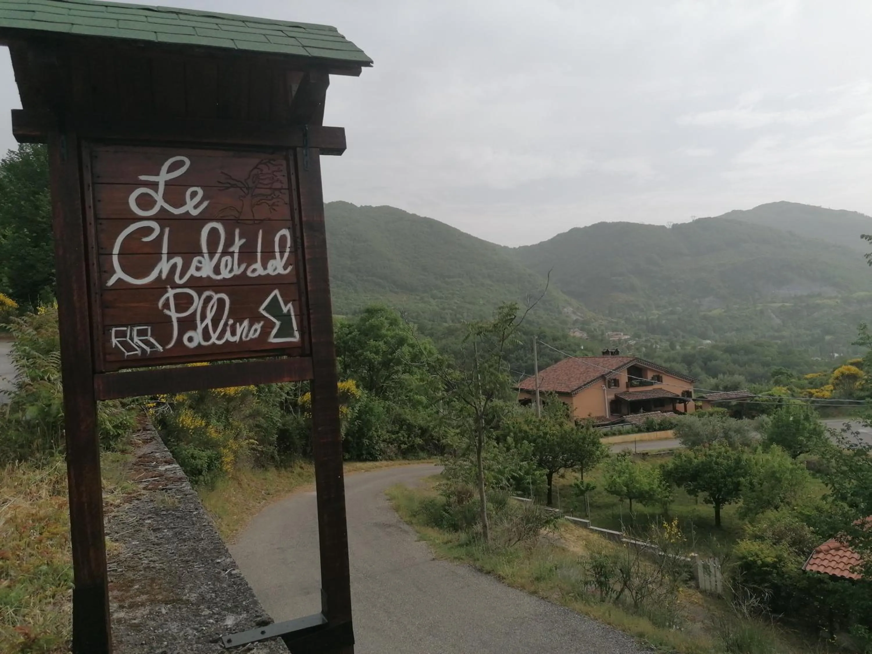Property logo or sign in Le Chalet del Pollino