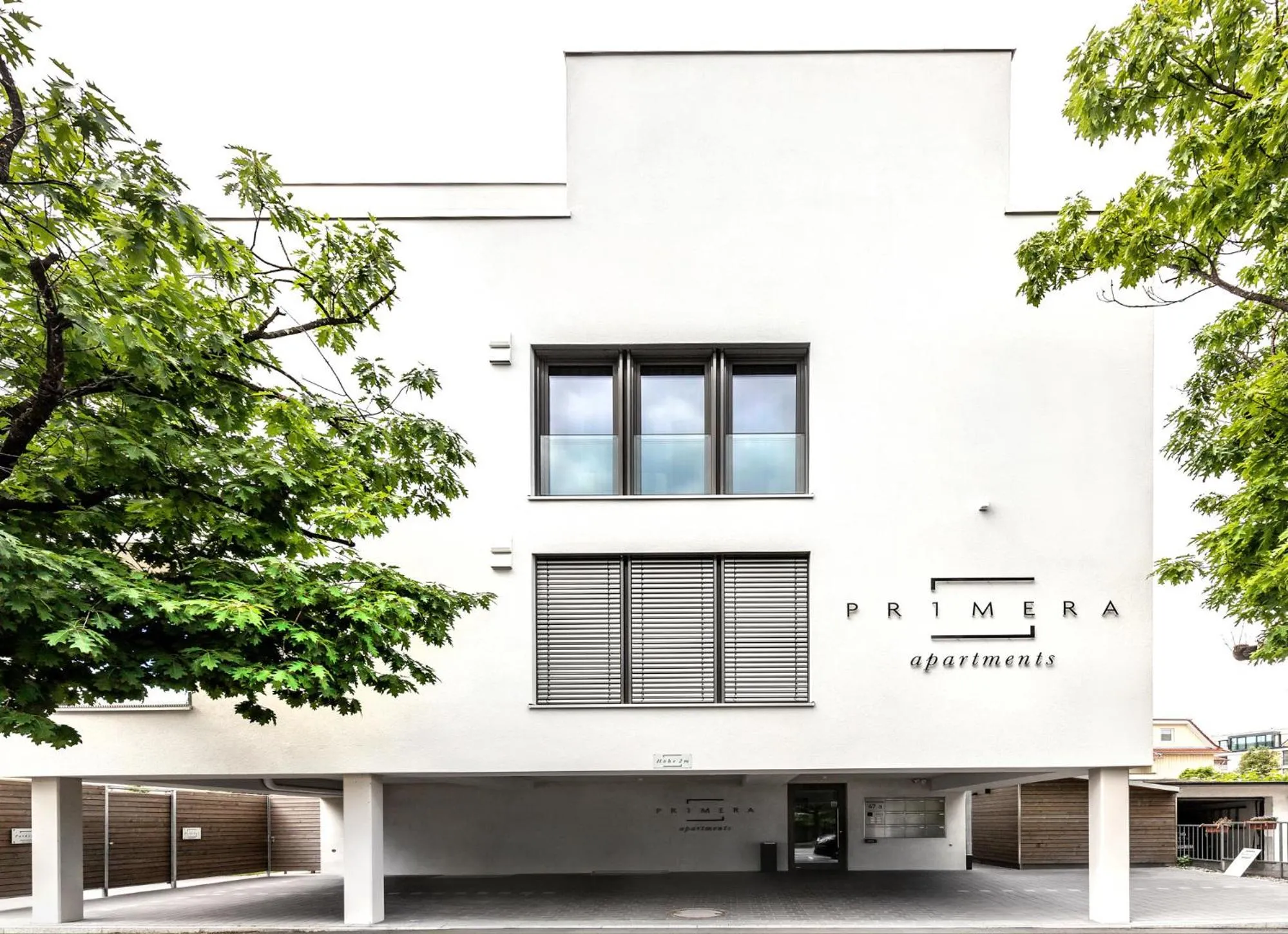 Property building in PRIMERA Apartments