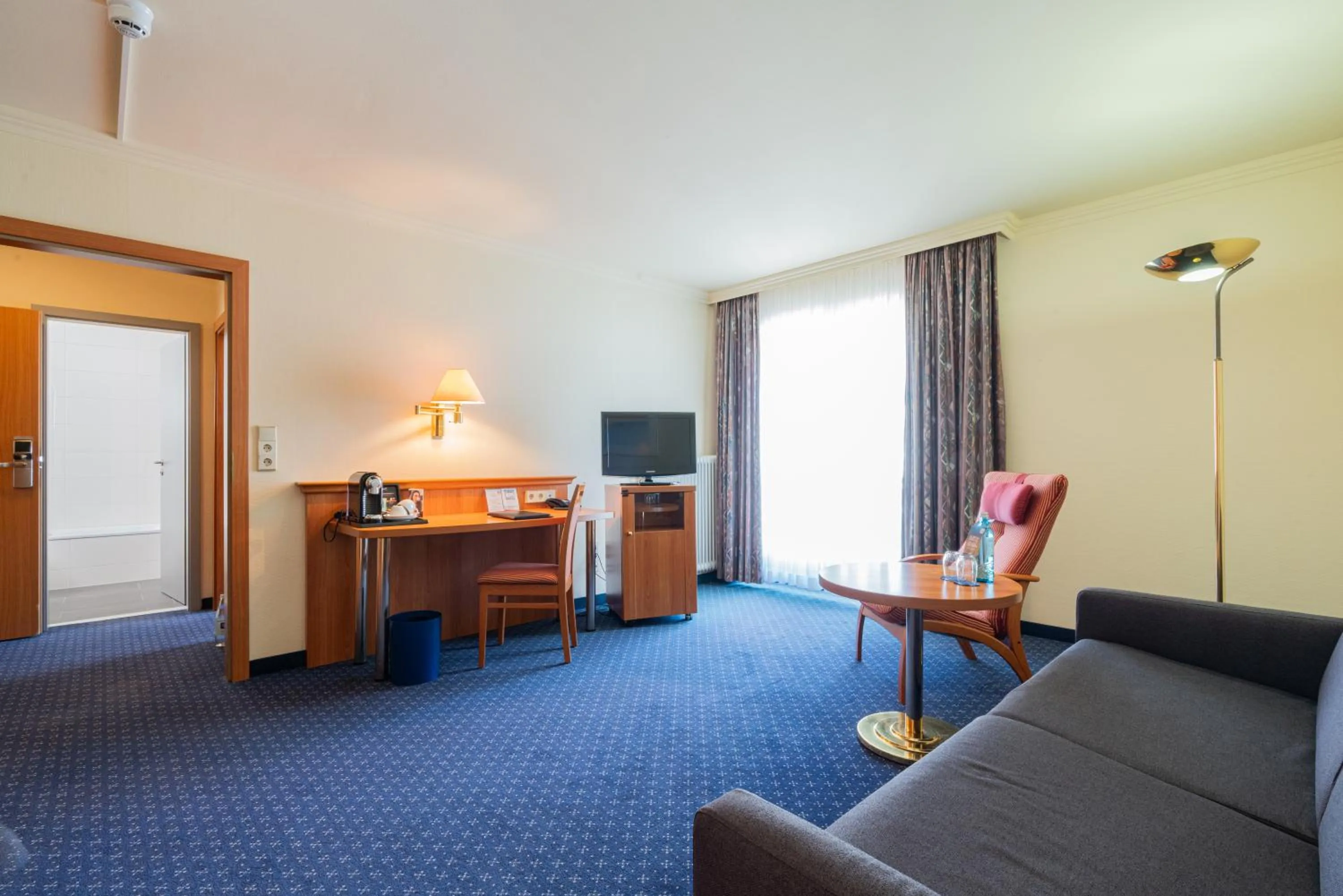 TV and multimedia in Parkhotel Bad Homburg