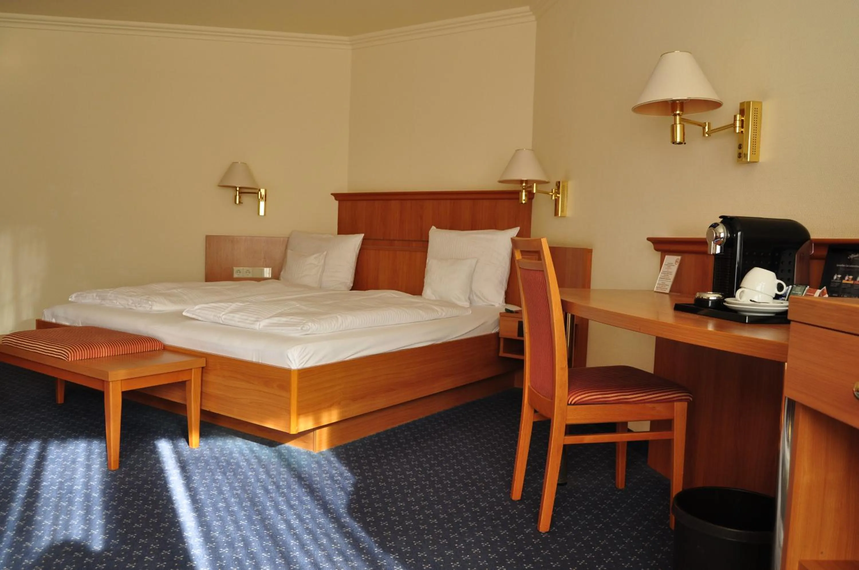 Bed in Parkhotel Bad Homburg