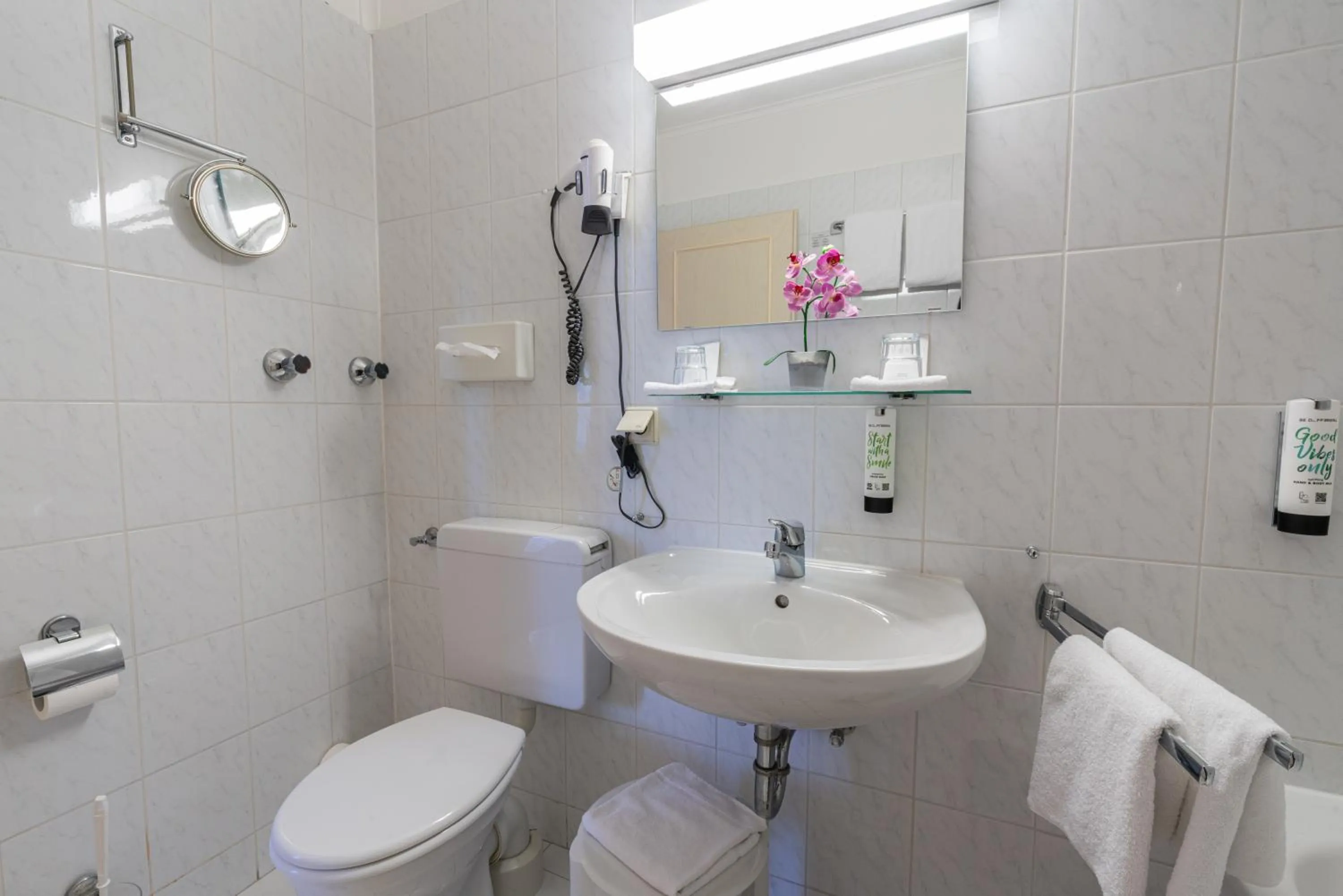 Toilet in Parkhotel Bad Homburg