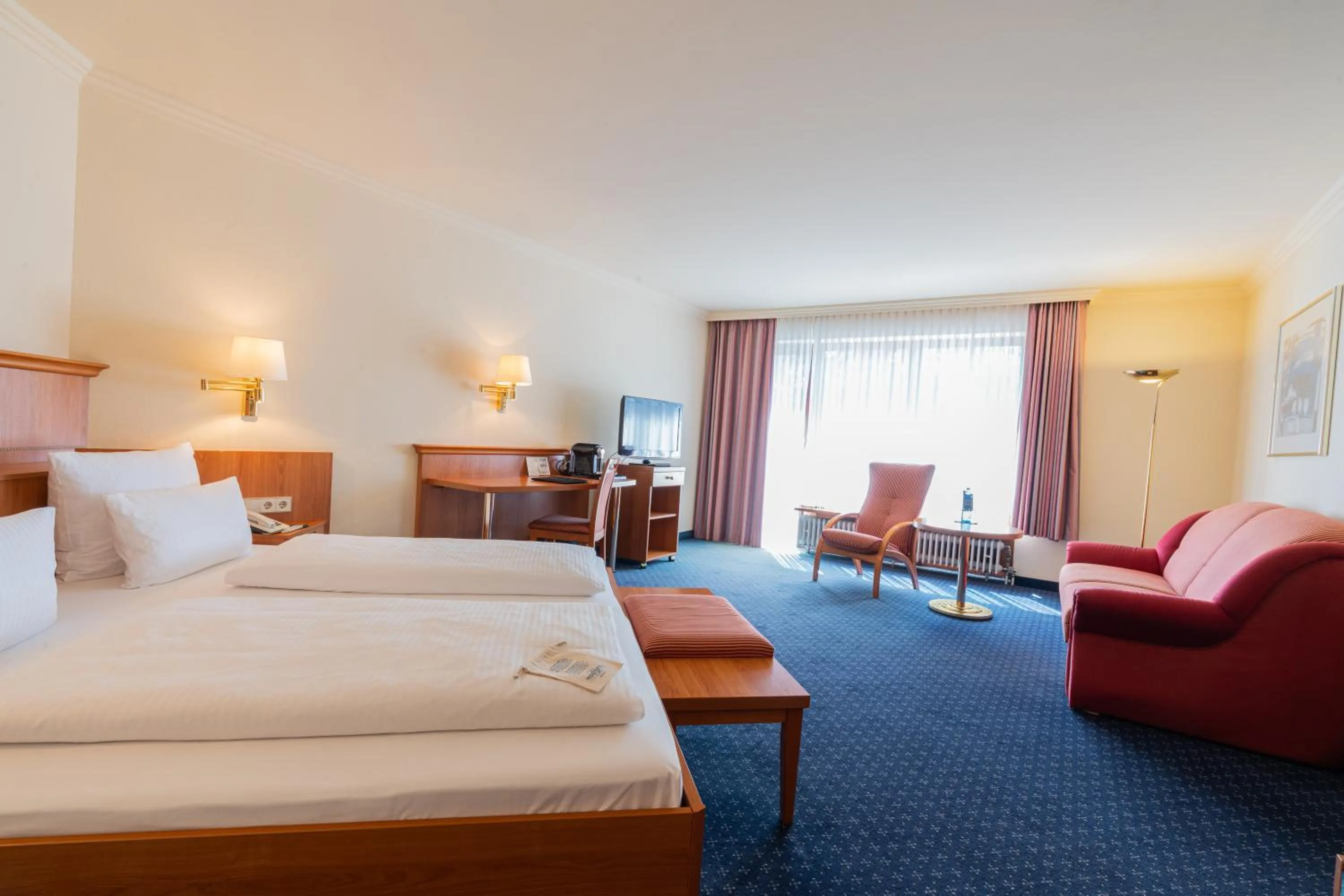 Bed in Parkhotel Bad Homburg