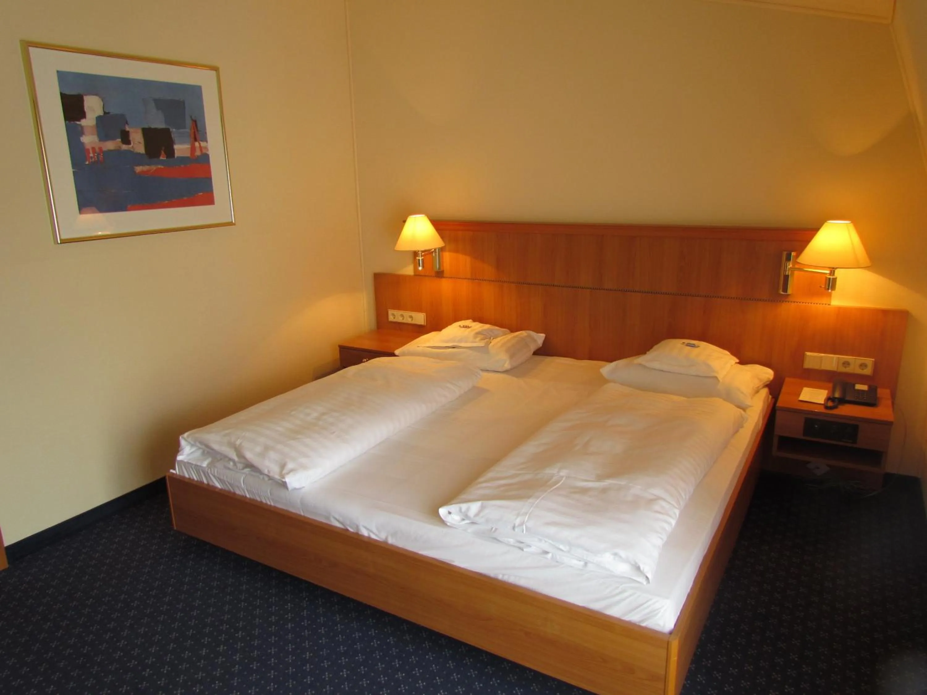 Bed in Parkhotel Bad Homburg