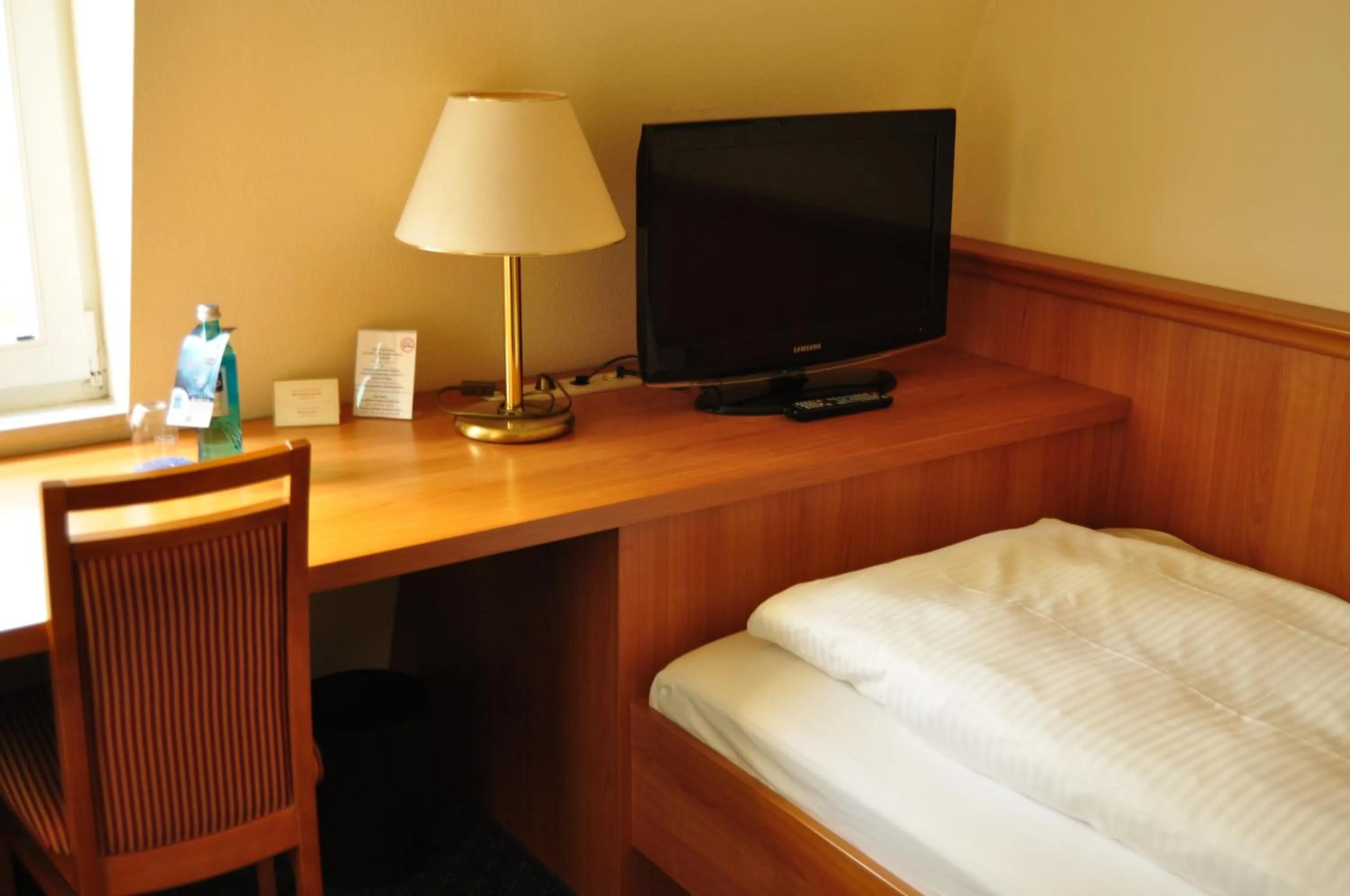 Bed in Parkhotel Bad Homburg