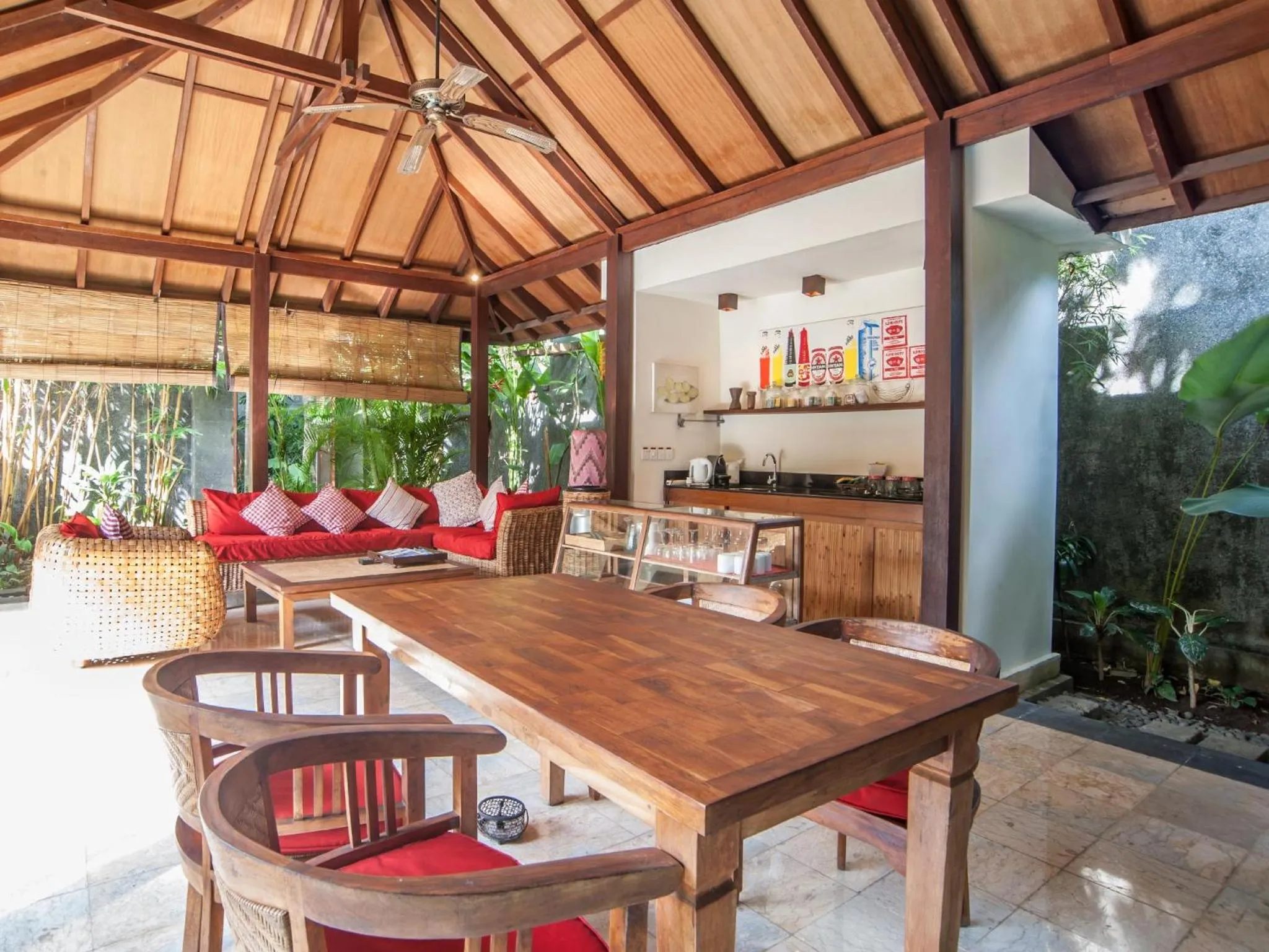 Dining area in Mango Tree Villas Jimbaran Bali