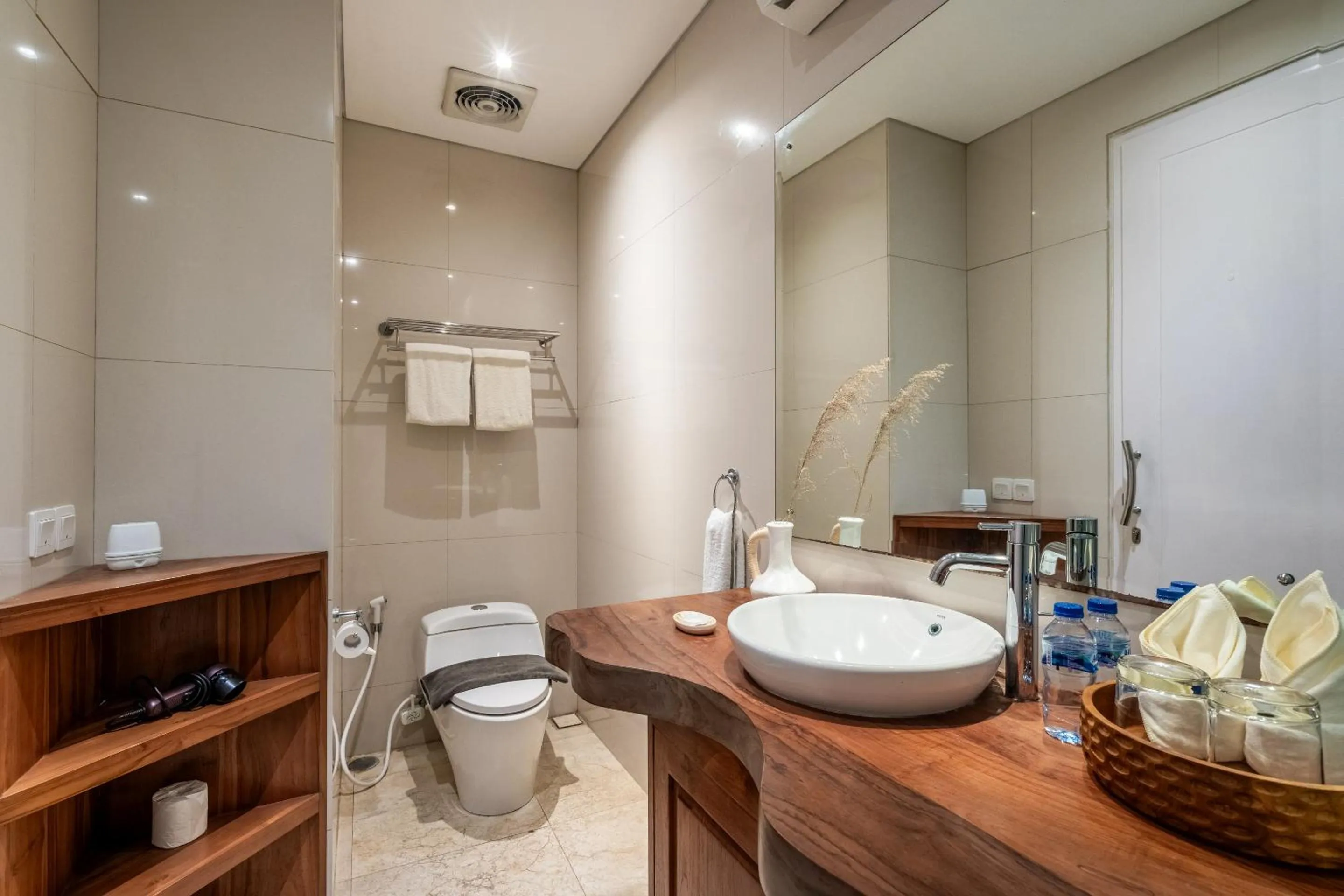 Bathroom in AQ-VA Hotel & Villas Seminyak