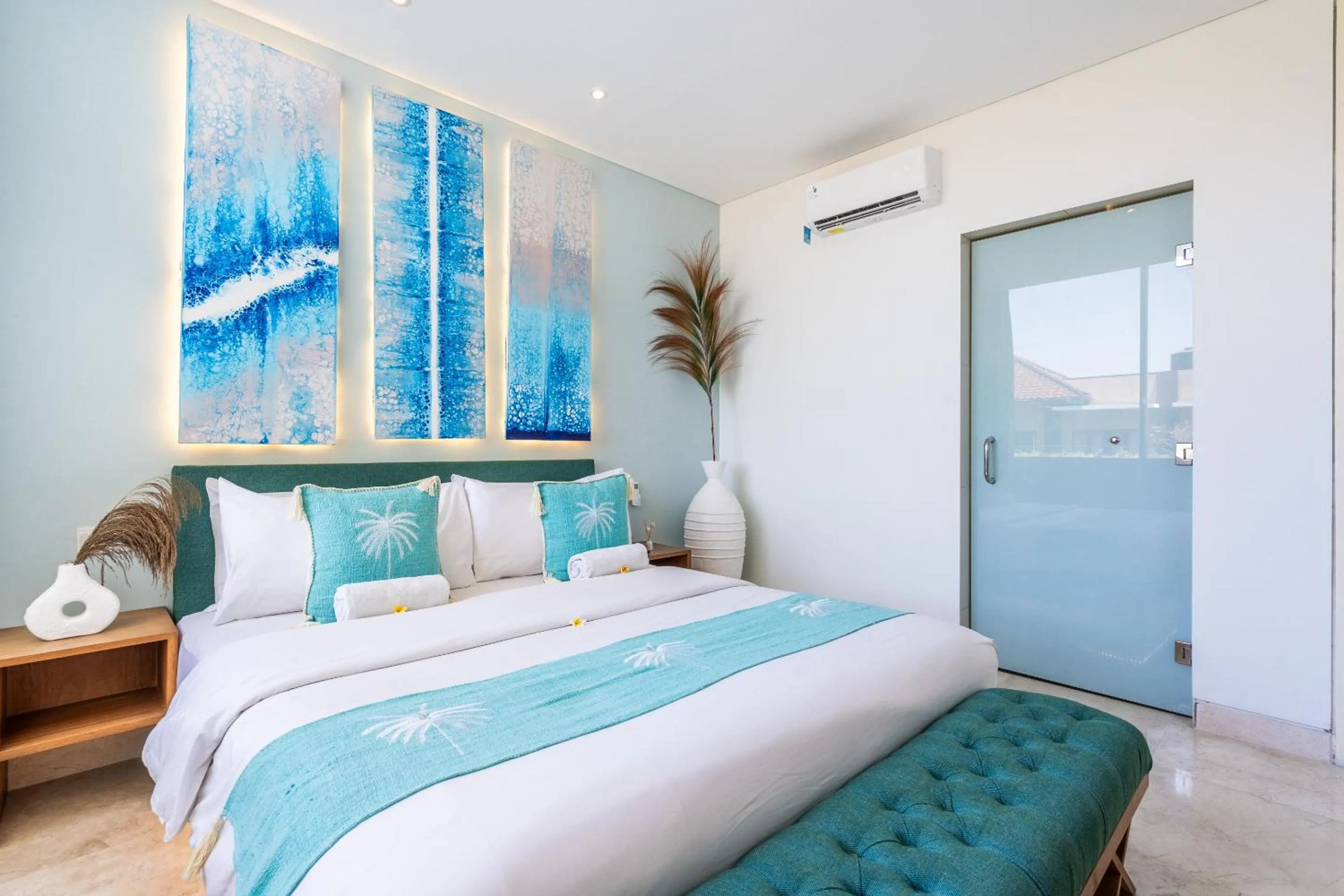 Bed in AQ-VA Hotel & Villas Seminyak