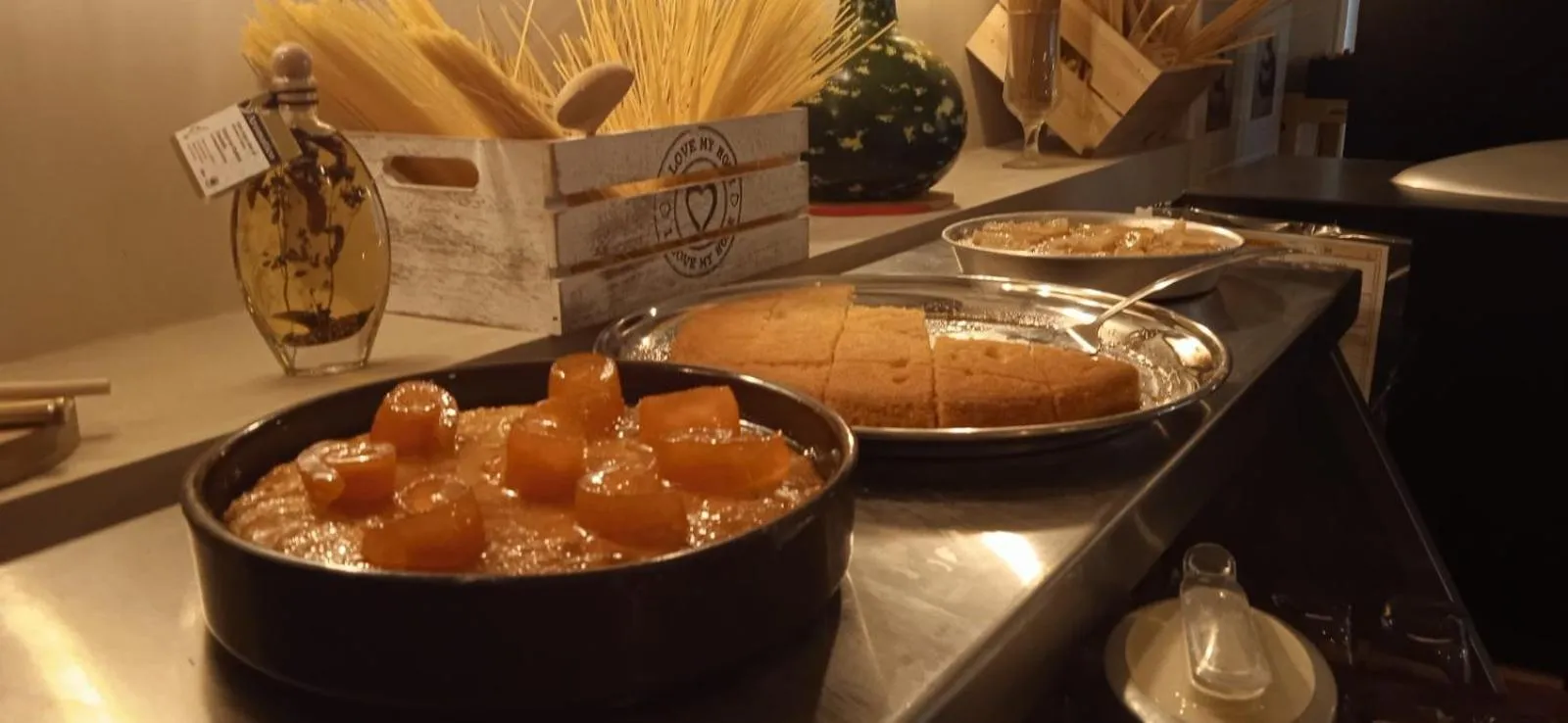 Food and drinks in City Gate Hotel Airport Thessaloniki