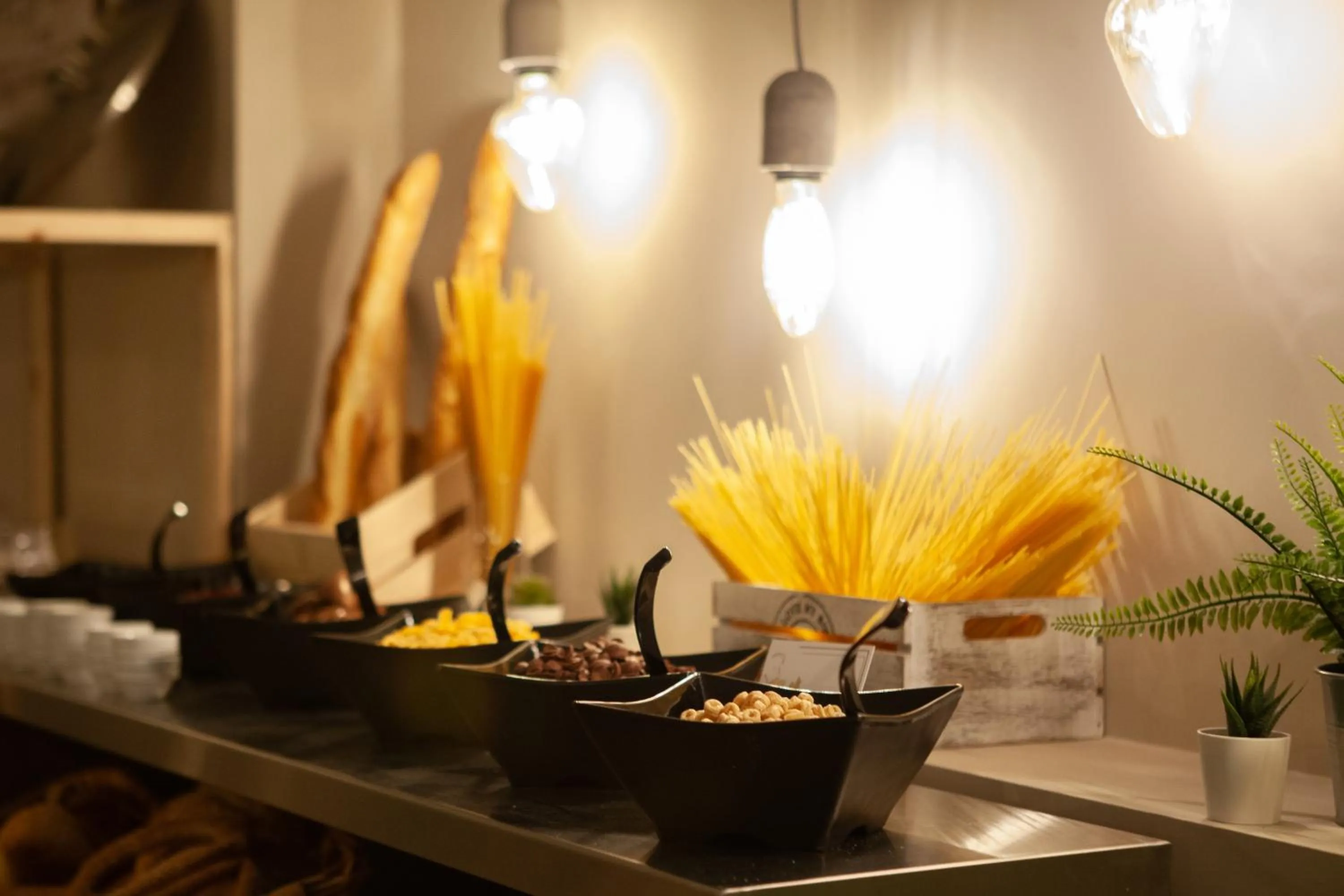 Restaurant/places to eat in City Gate Hotel Airport Thessaloniki