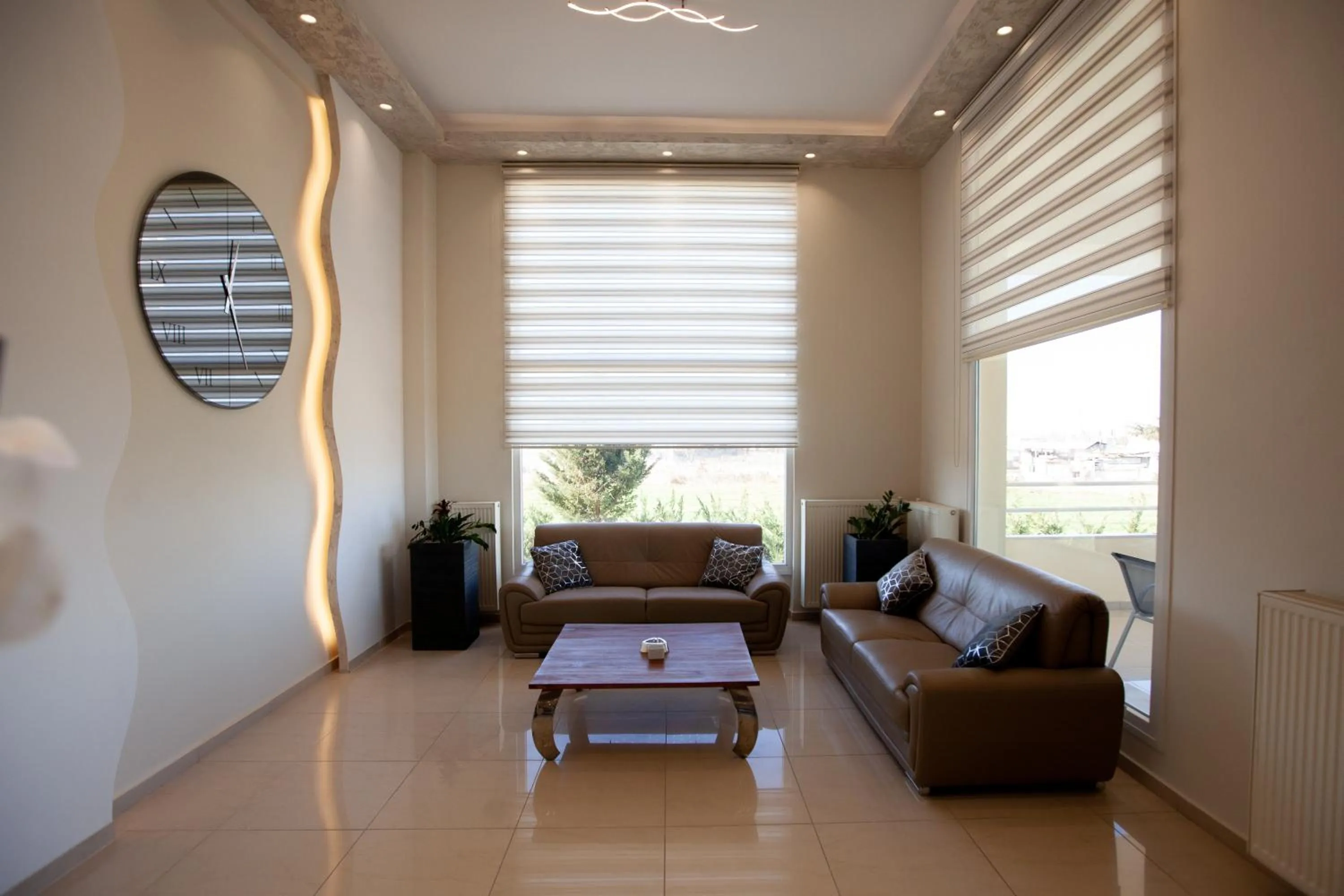 Communal lounge/ TV room in City Gate Hotel Airport Thessaloniki