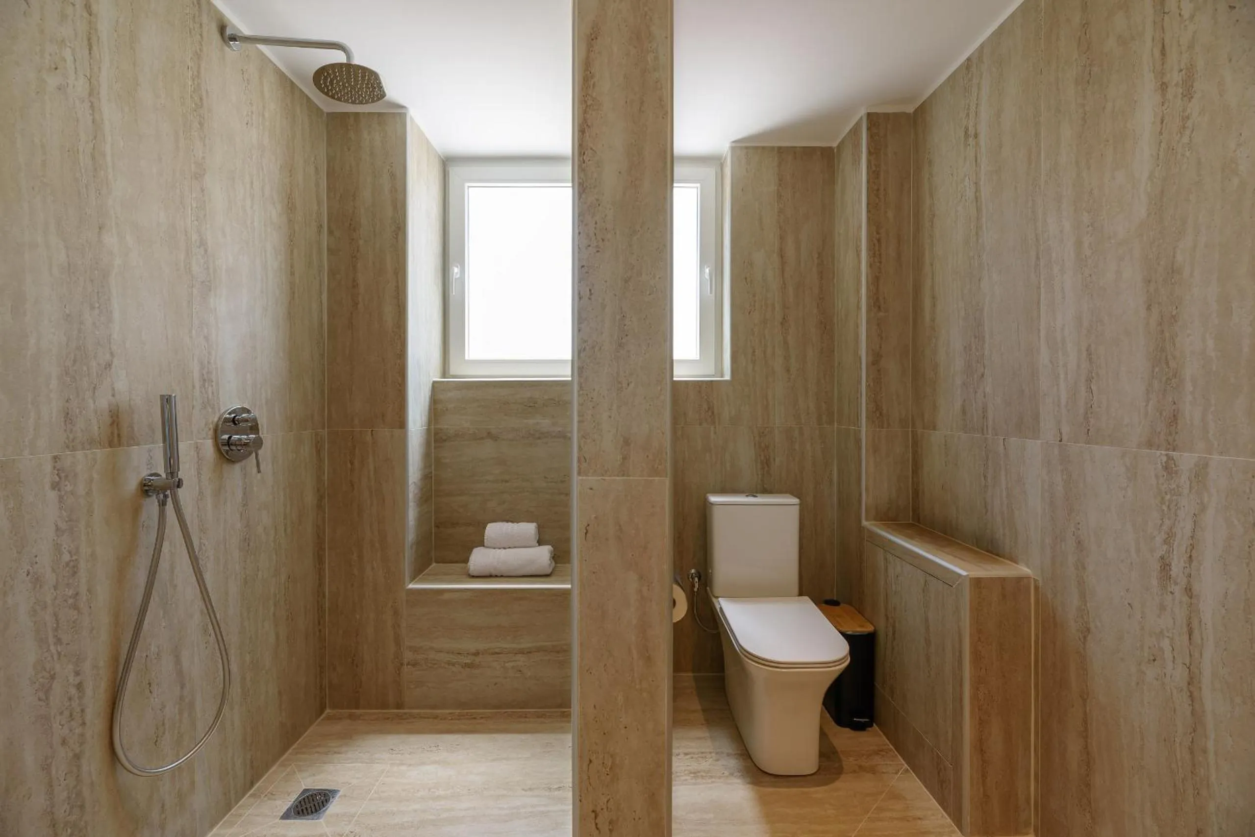 Shower in City Gate Hotel Airport Thessaloniki