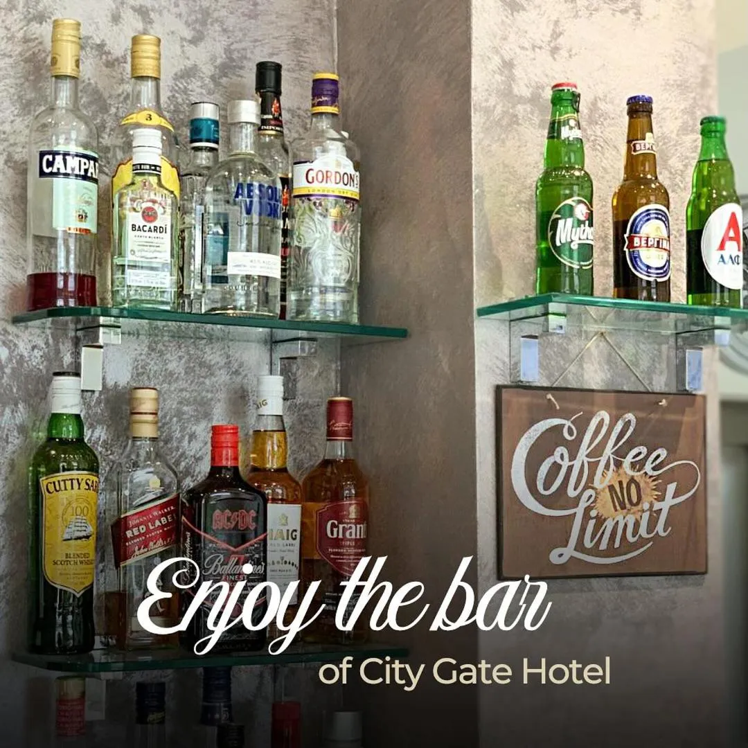 Lounge or bar in City Gate Hotel Airport Thessaloniki