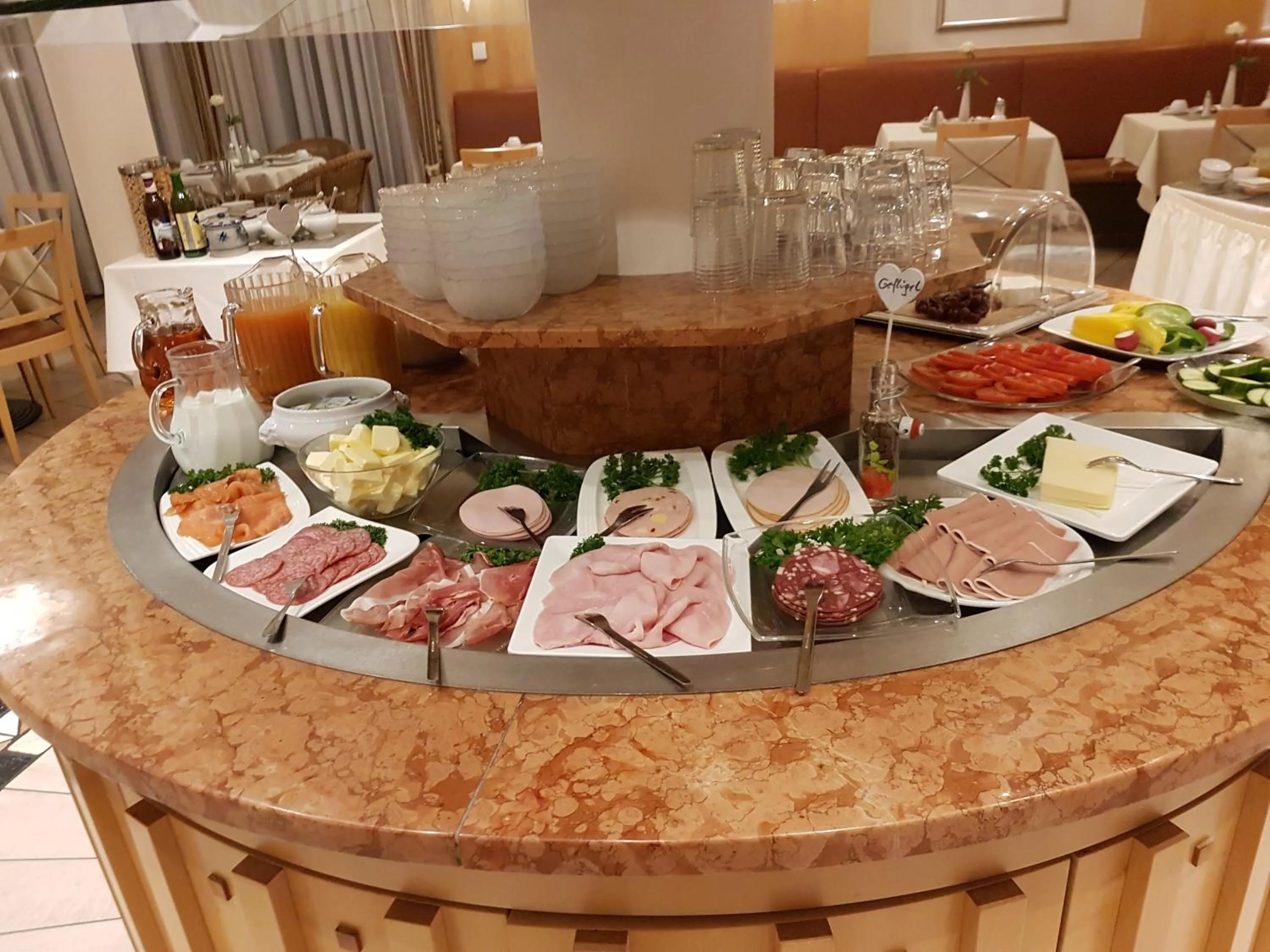 Buffet breakfast in Hotel Barbarossa