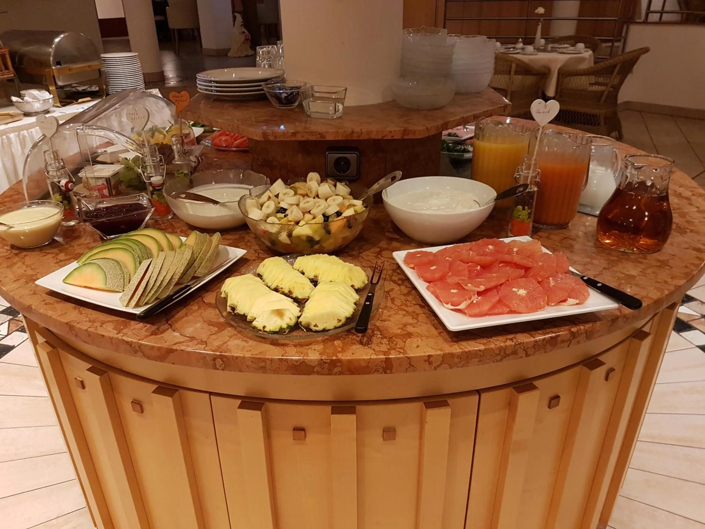 Buffet breakfast in Hotel Barbarossa