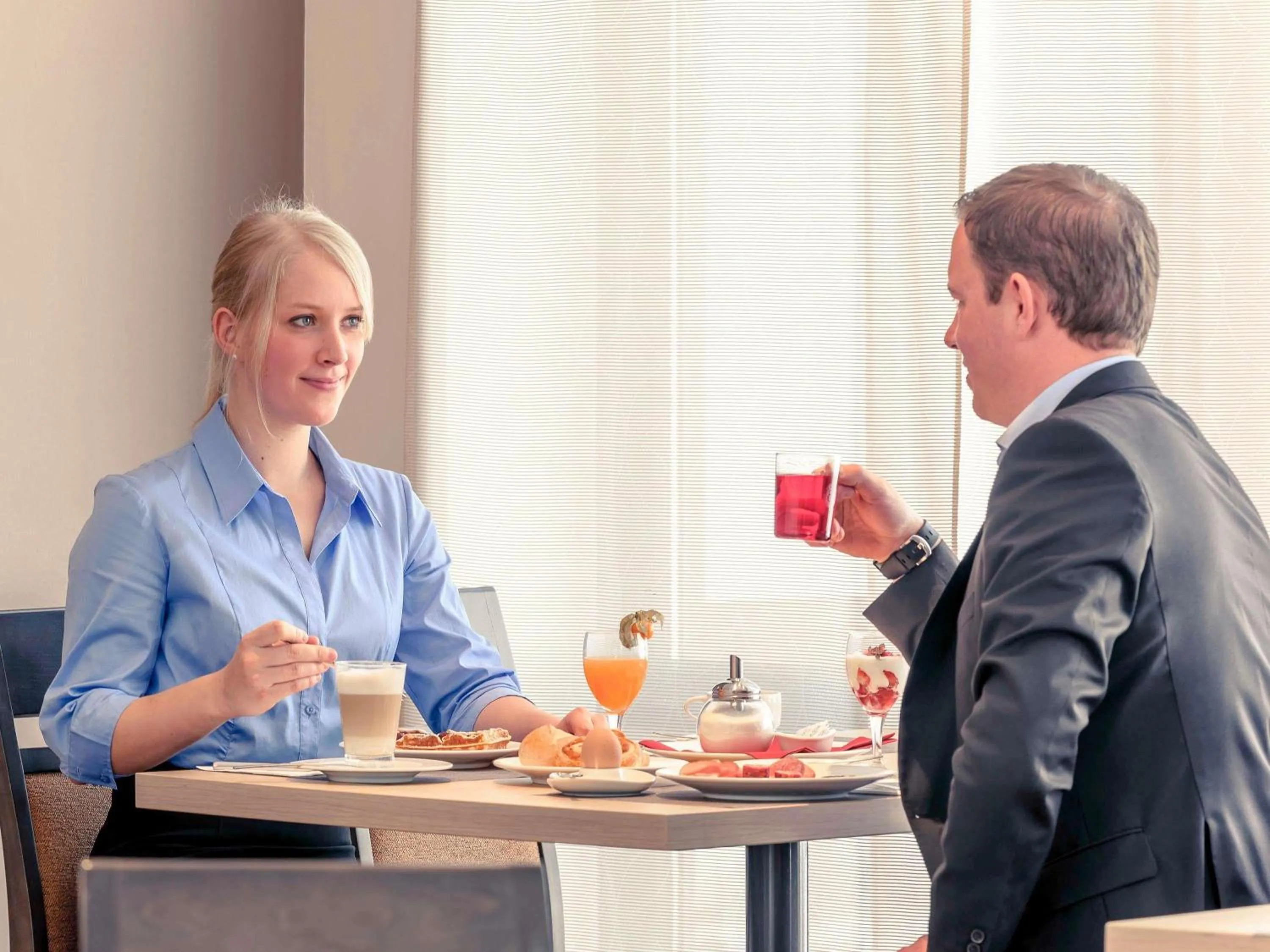 Restaurant/places to eat in Fürther Hotel Mercure Nürnberg West