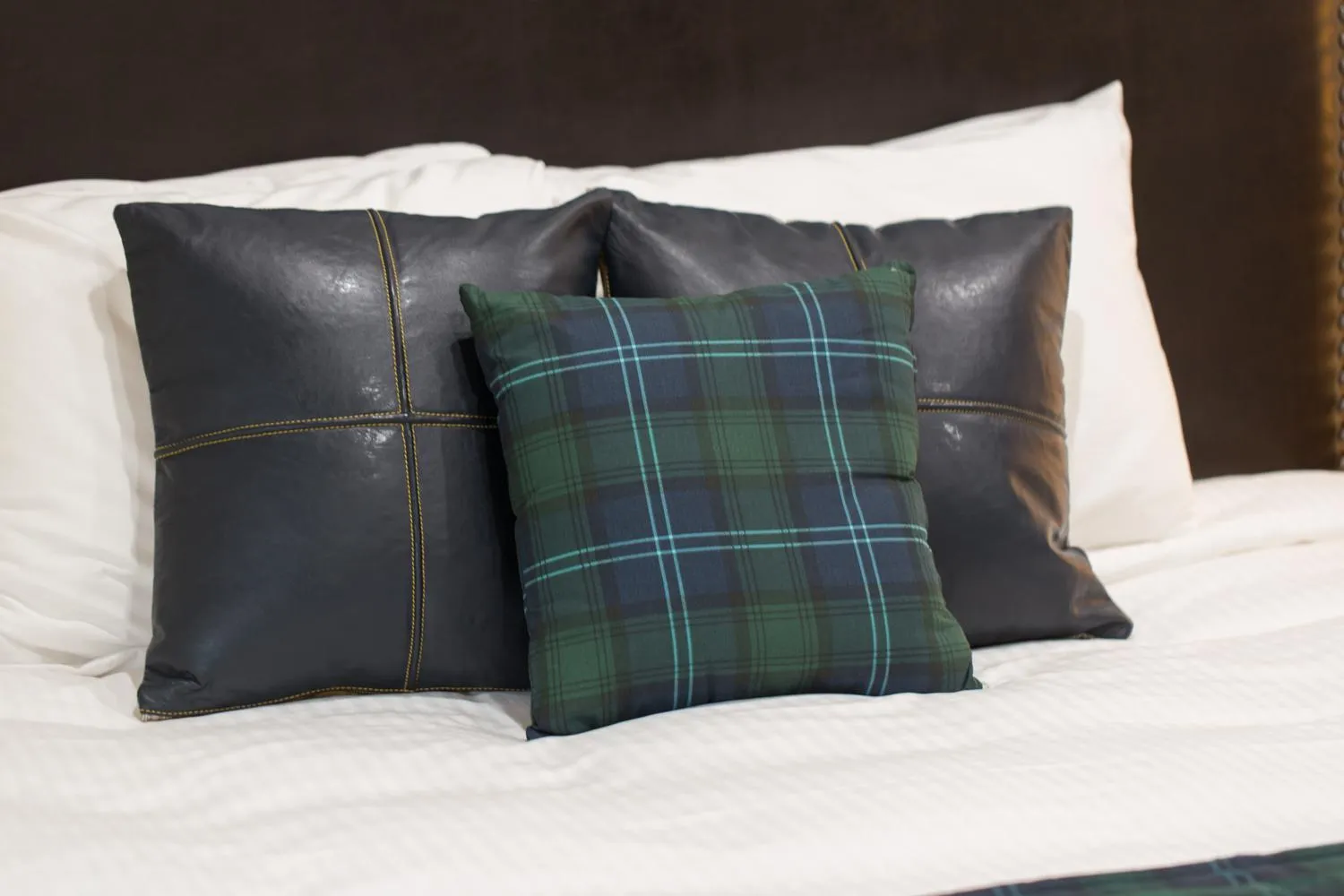 Bed in Woodland Inns