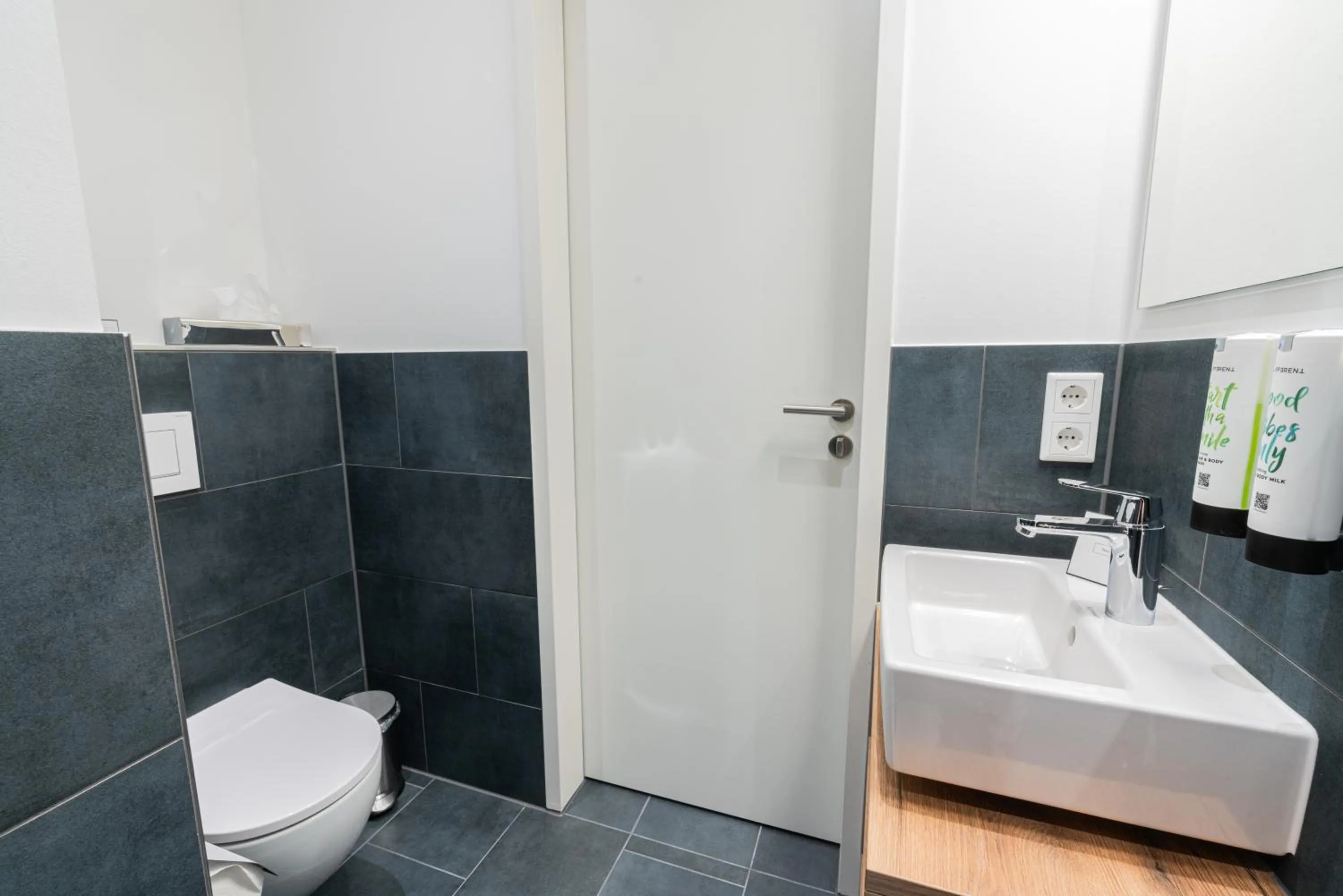 Toilet in Hotel Arkadia