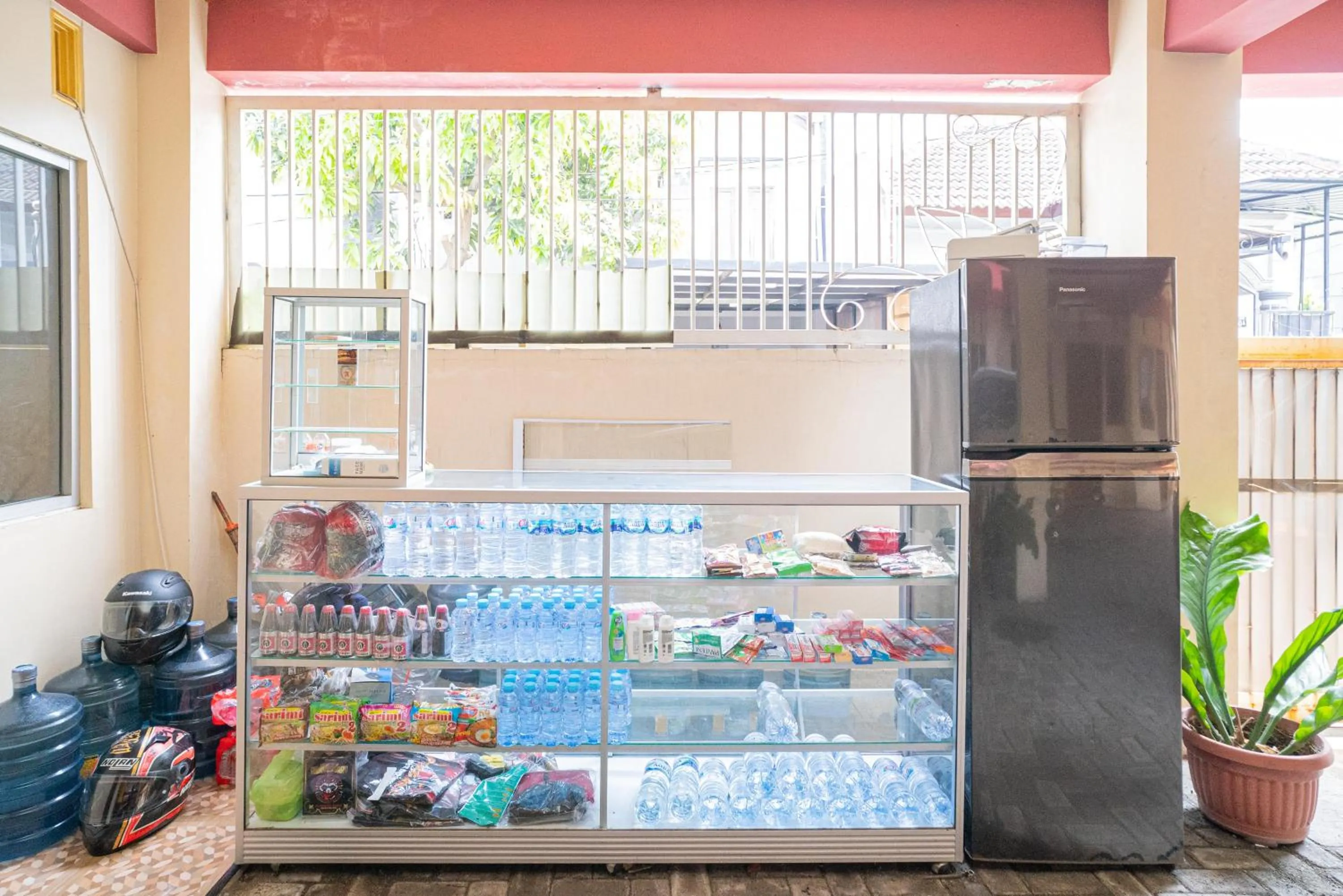 RedDoorz Syariah At Sulfat Malang