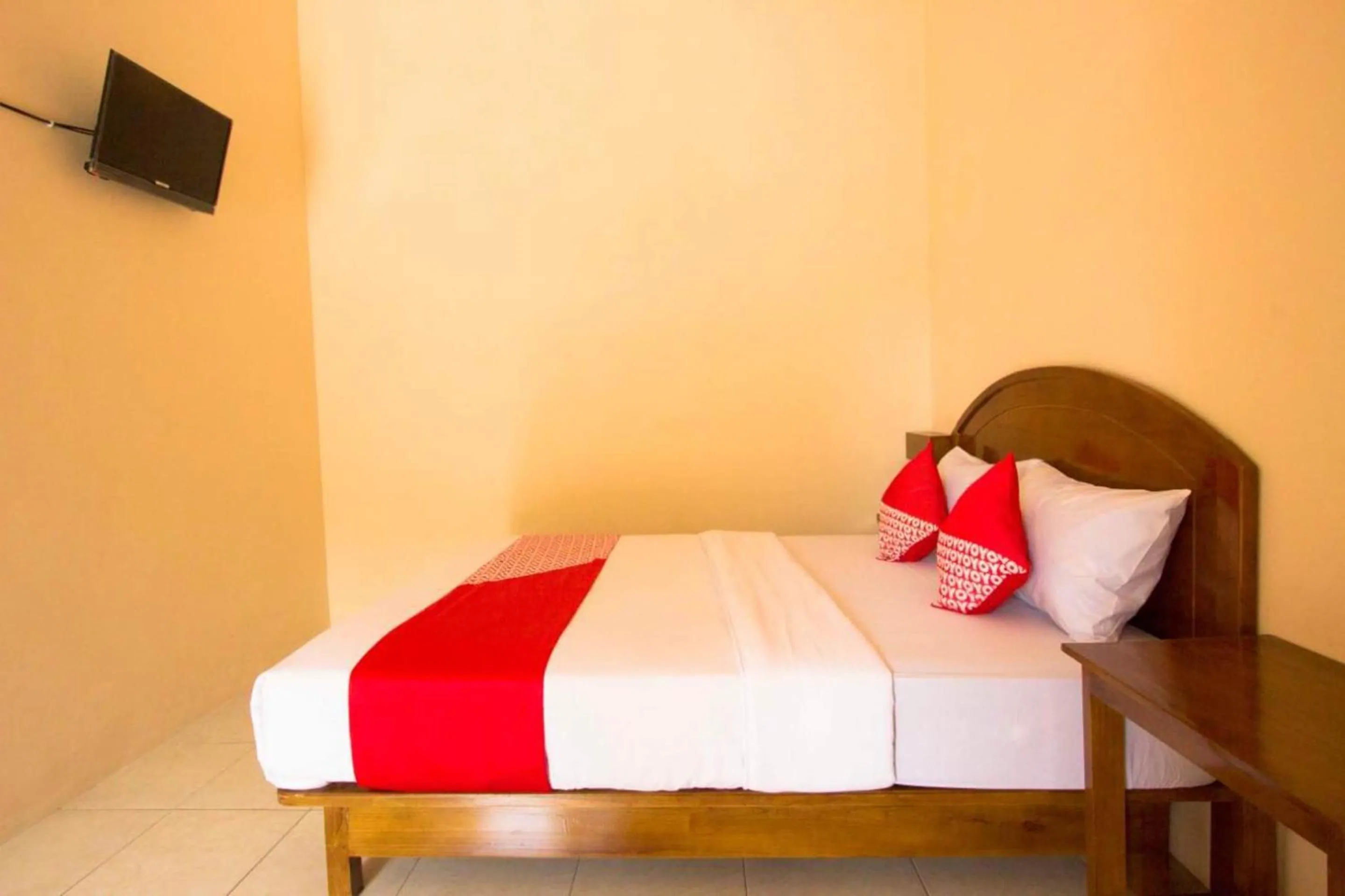 Bedroom in Hotel O Kebon Manis