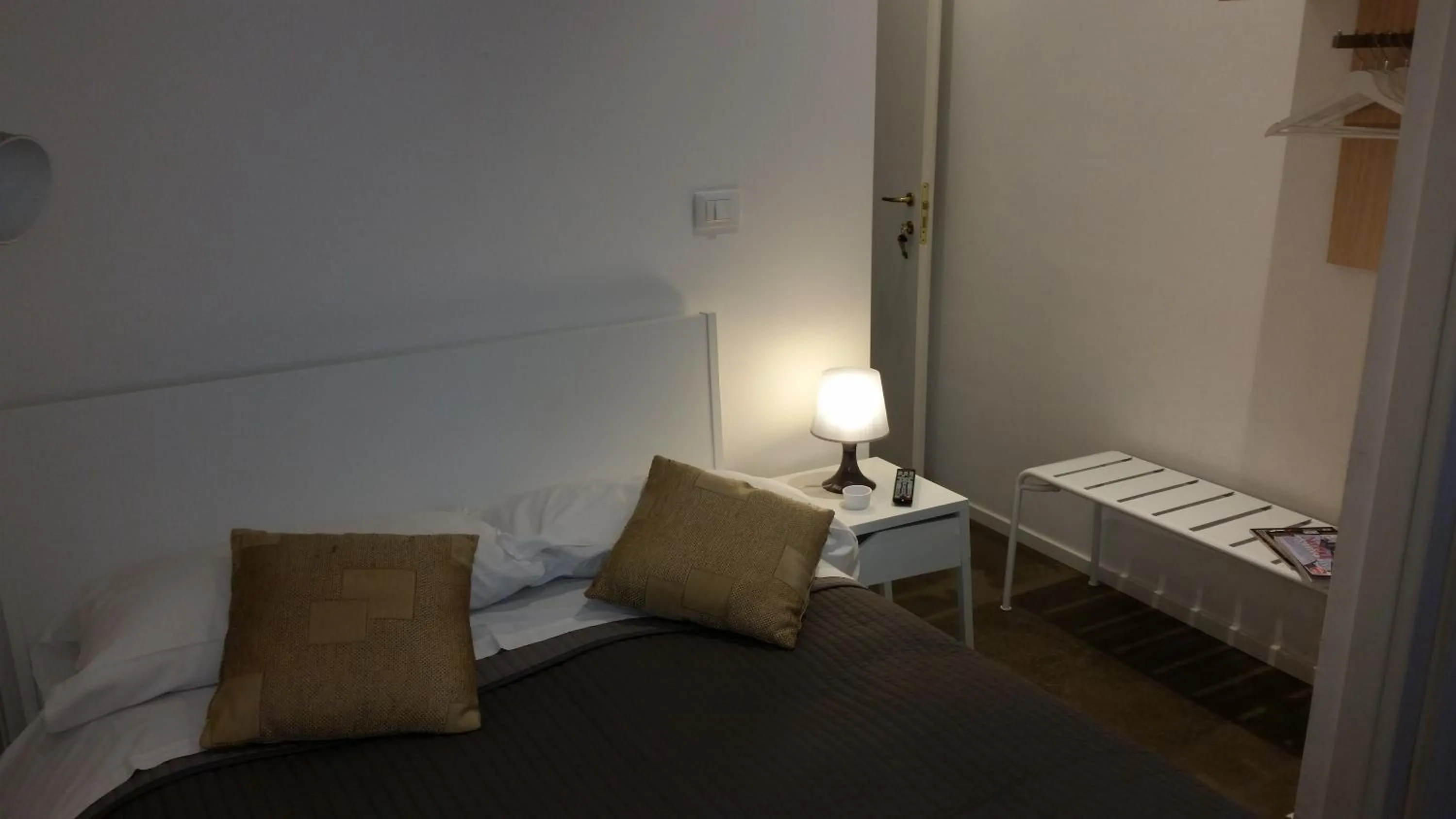 Bedroom, Bed in Palermo Rooms