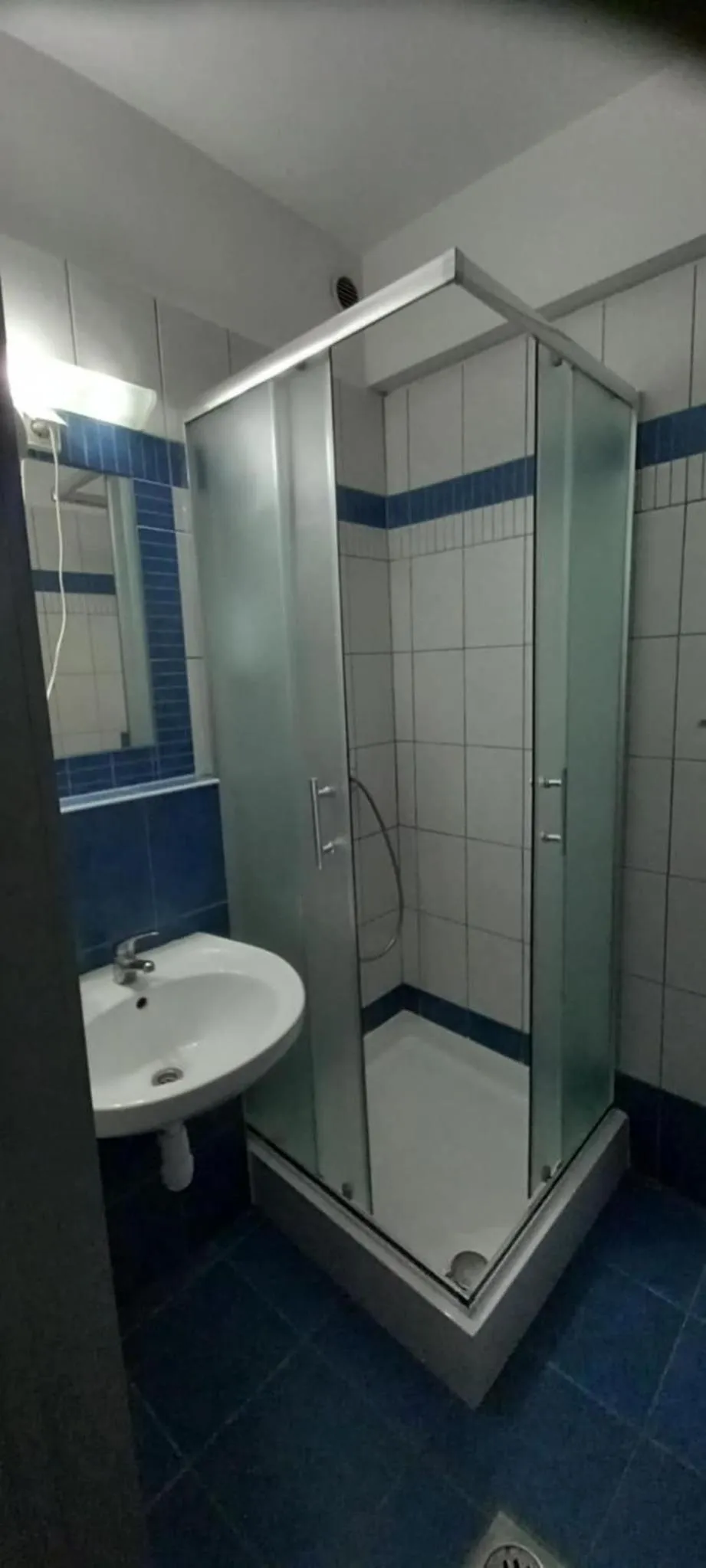 Bathroom in Árnyas Panzió Gödöllő