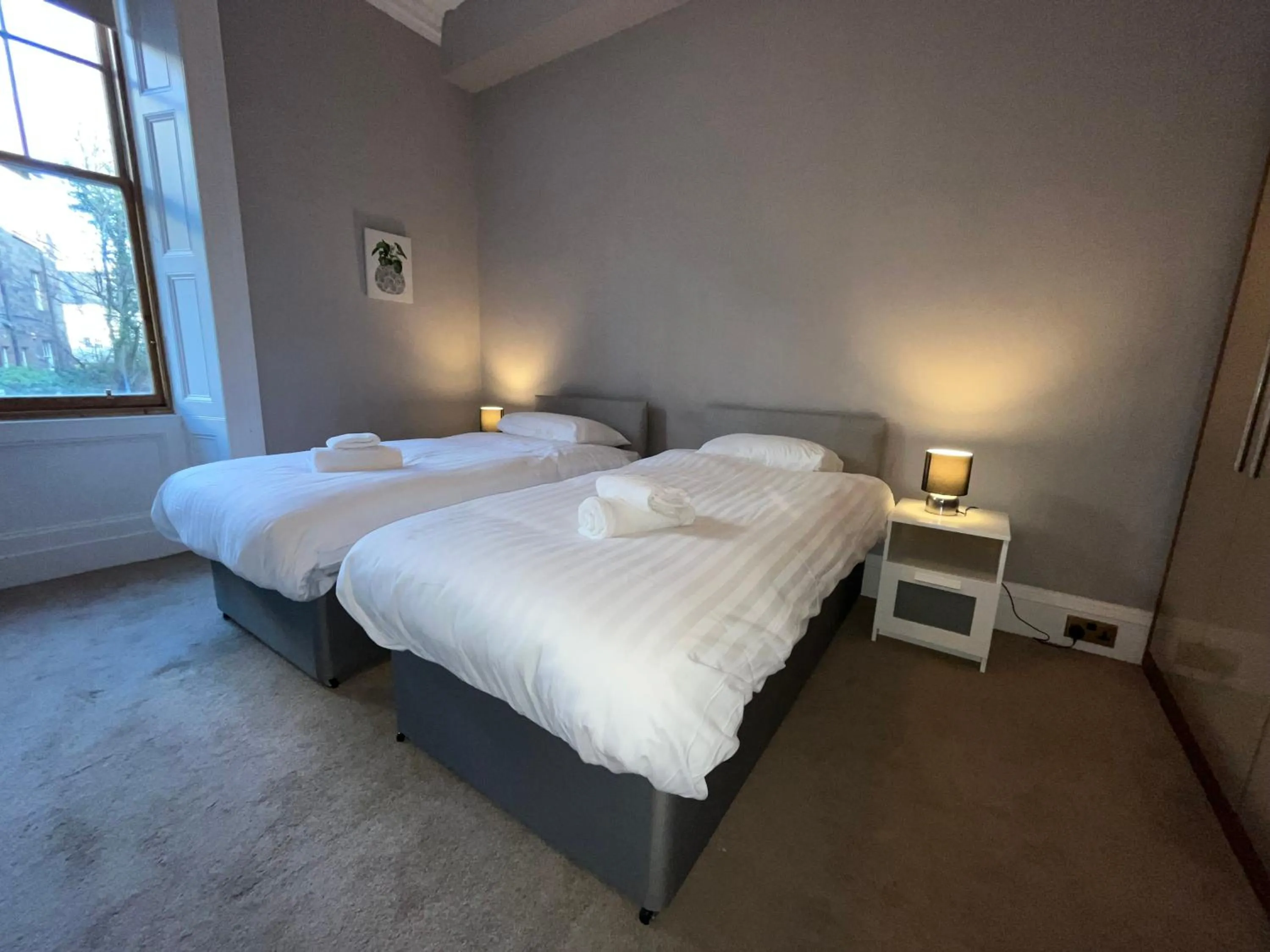 Bedroom, Bed in No6 West Coates