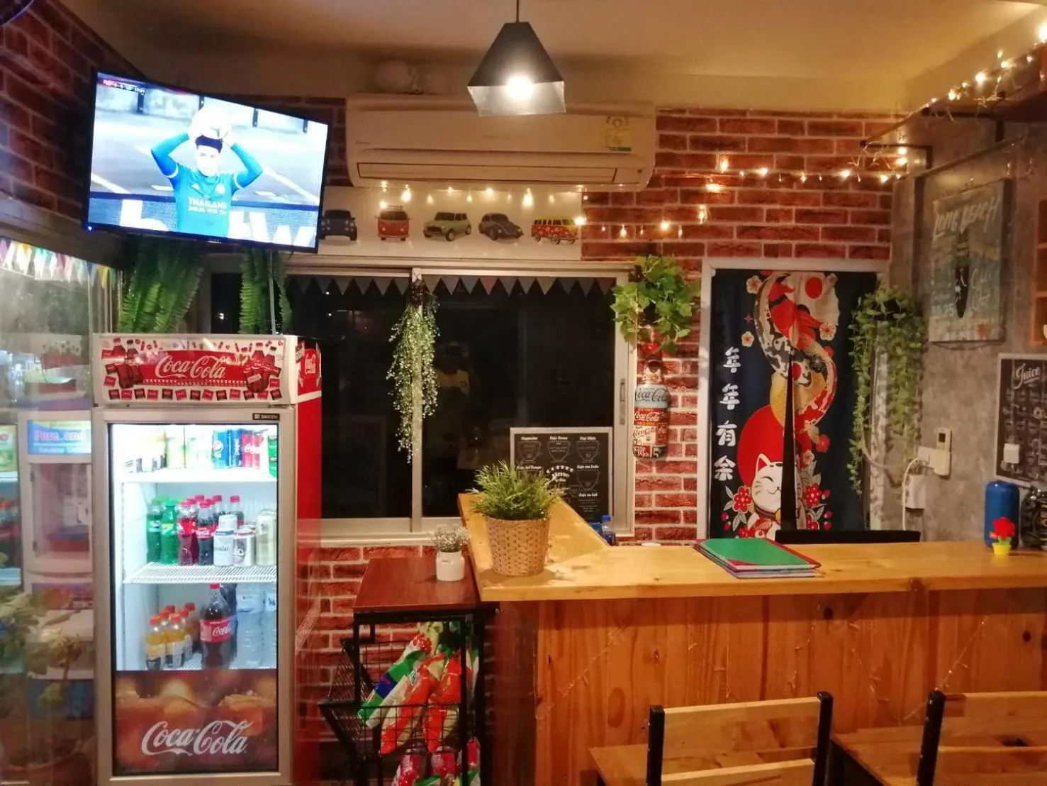 Communal lounge/ TV room in GoGoal Latkrabang