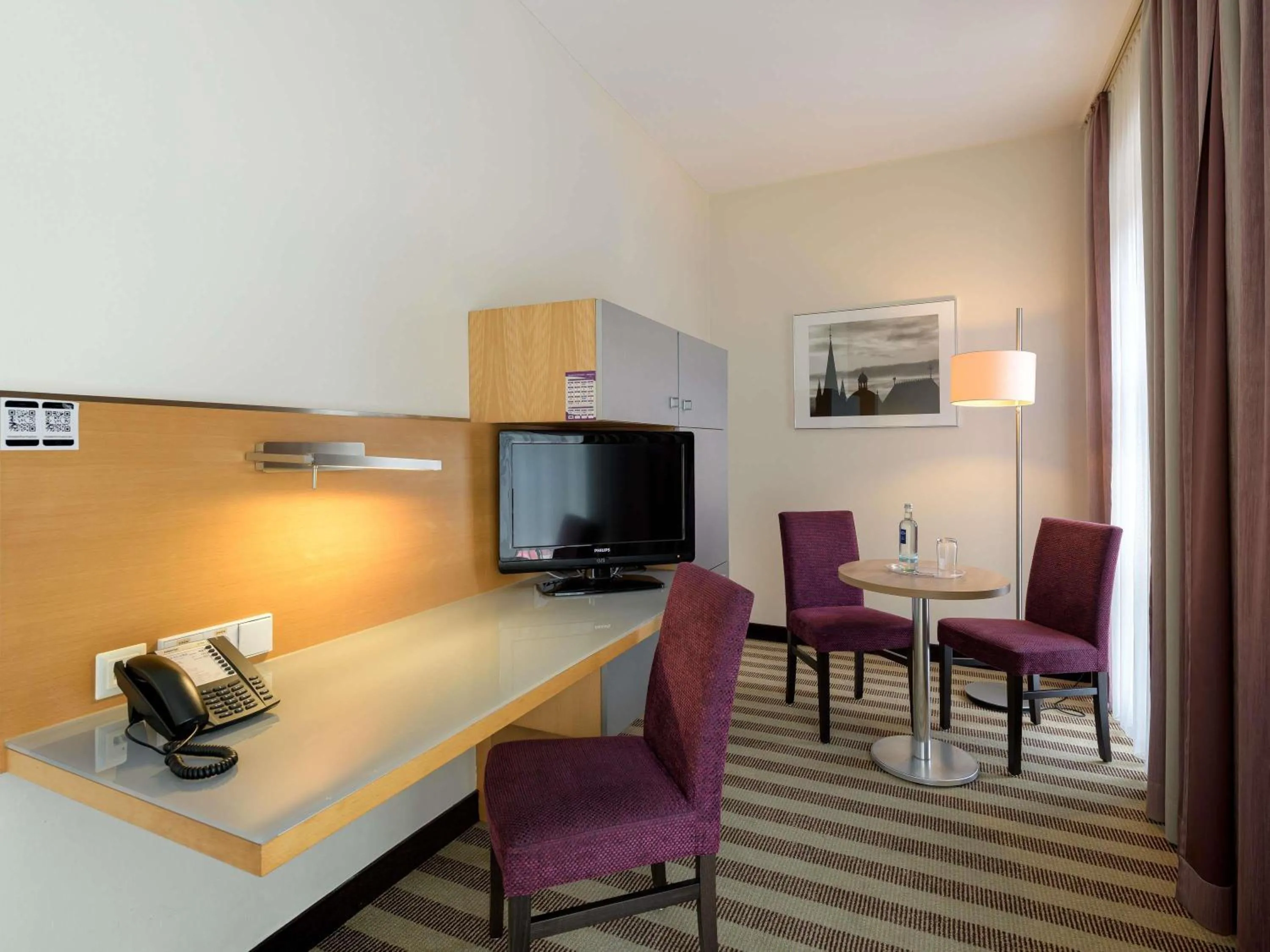 Bedroom in Mercure Hotel Aachen Am Dom