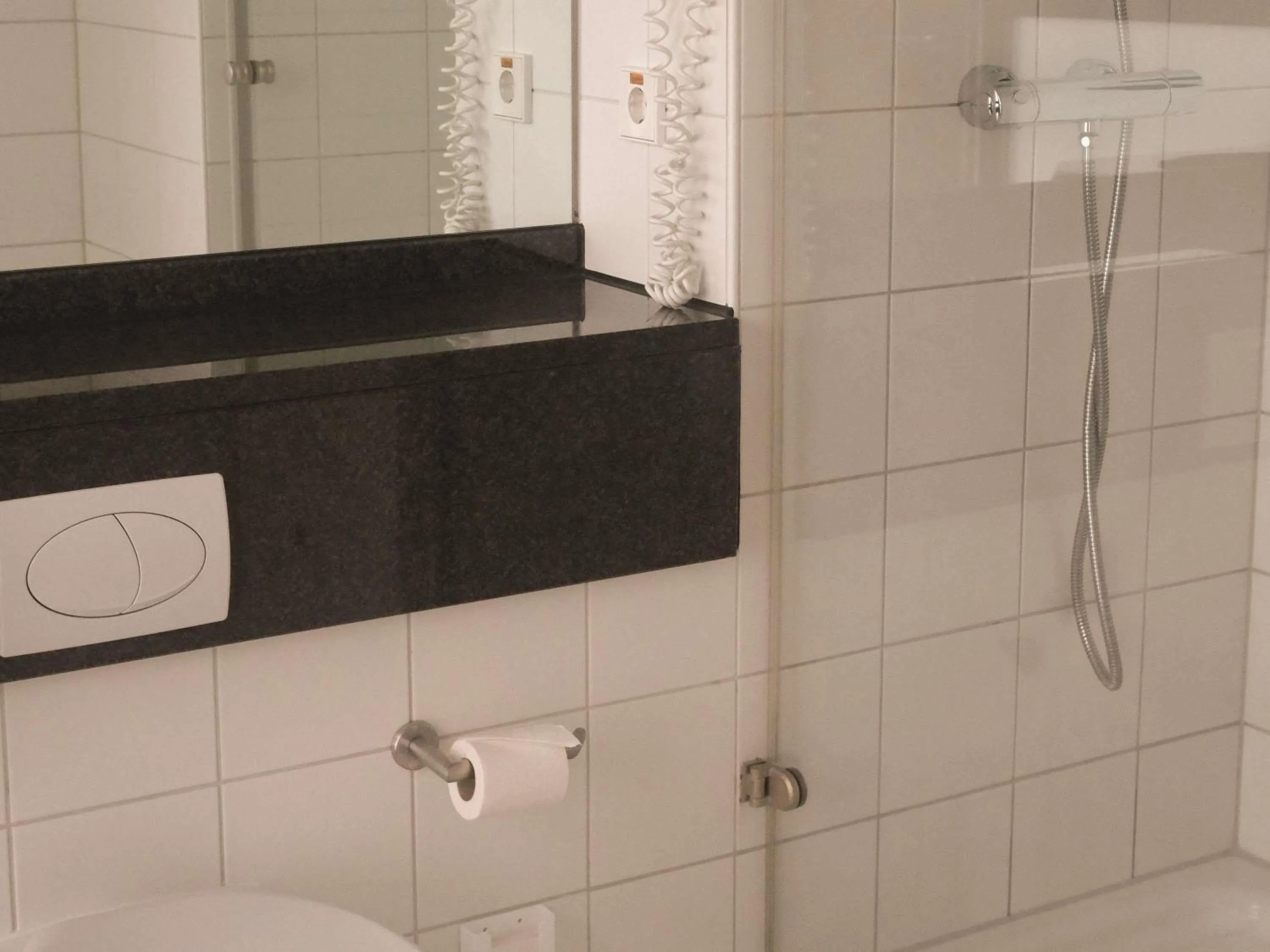 Bedroom in Mercure Hotel Aachen Am Dom