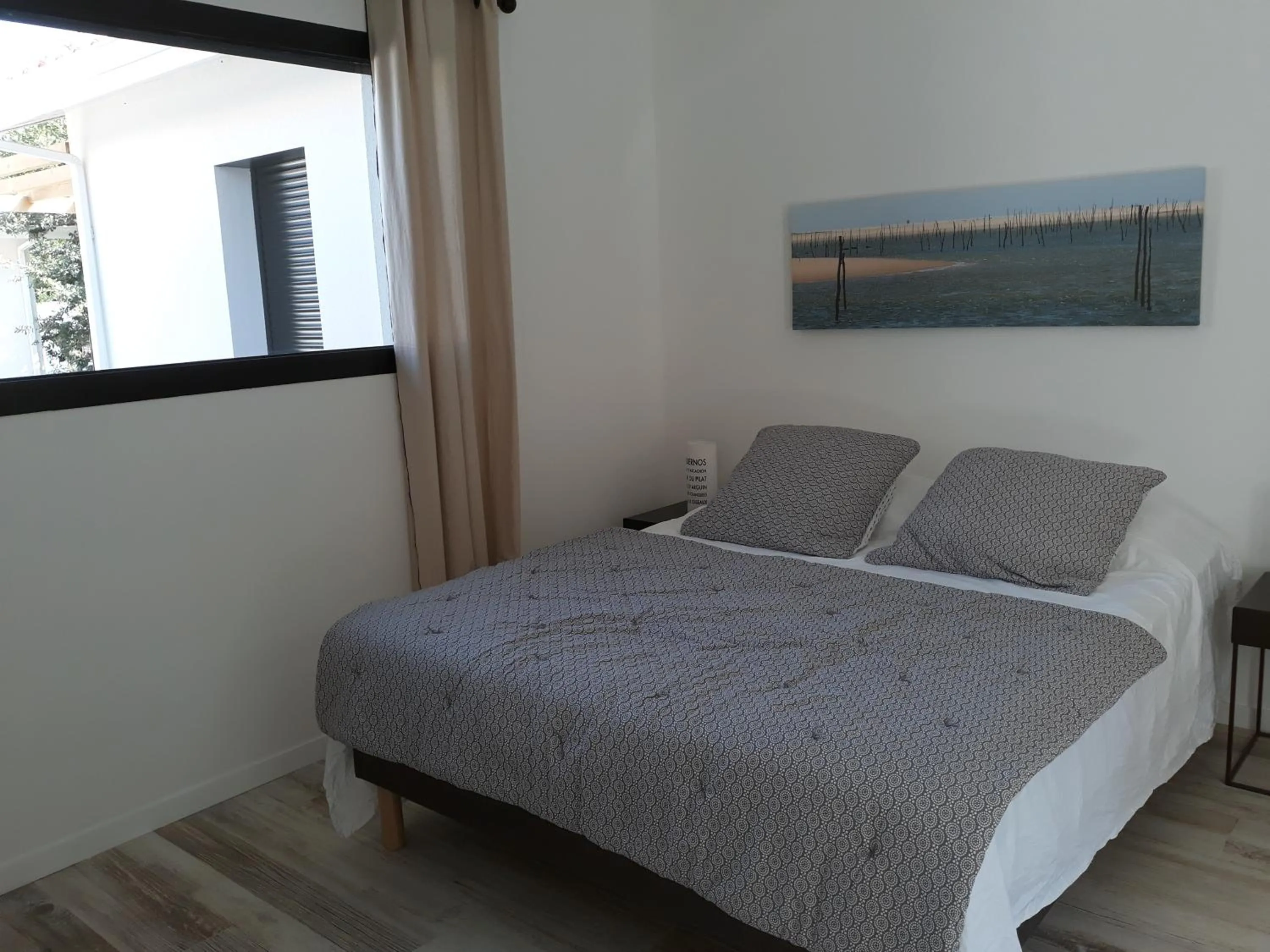 Bedroom, Bed in Villa de Gascogne