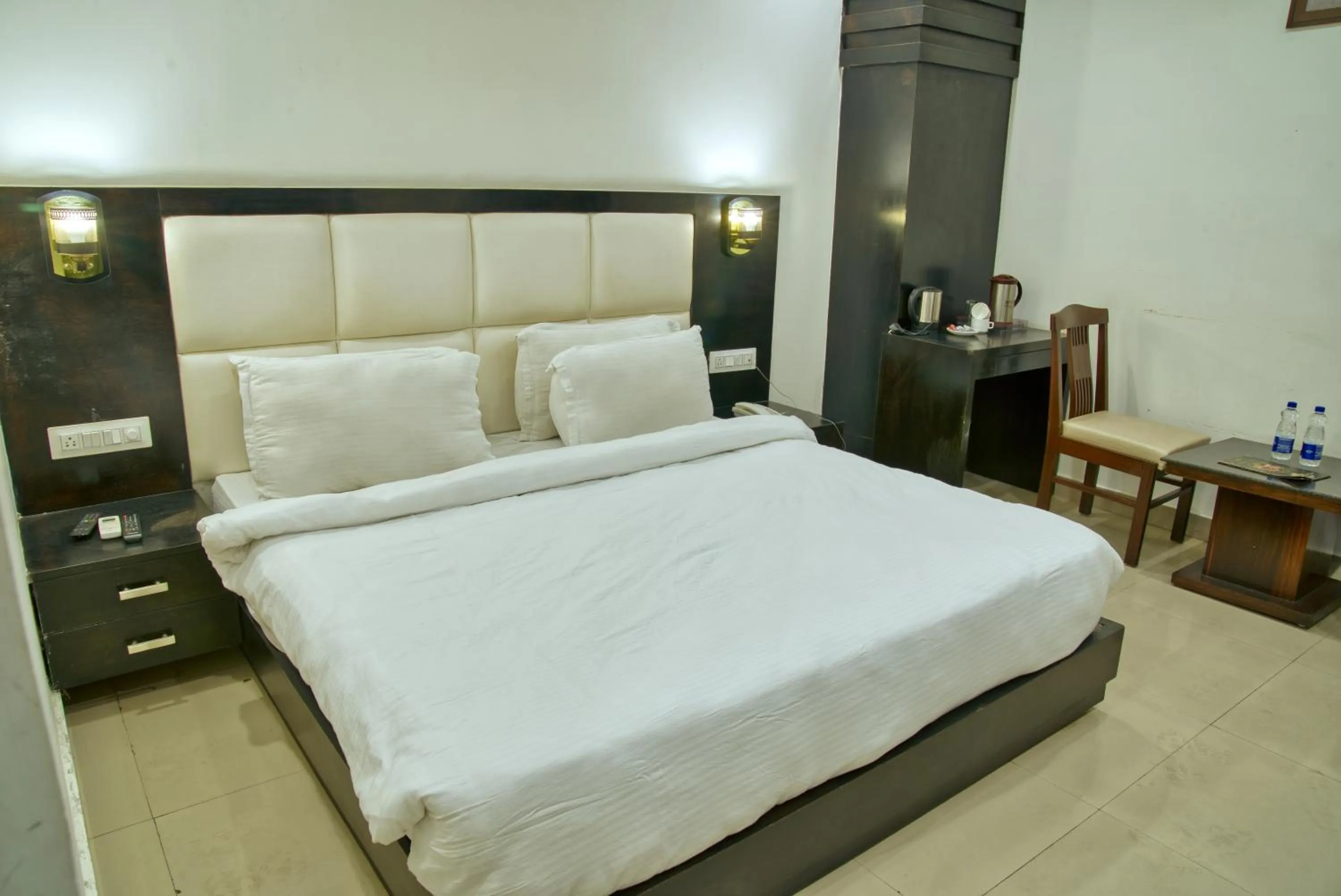 Bedroom, Bed in Height View Residency